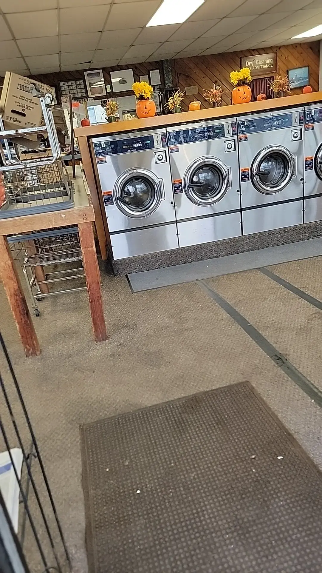 My Sunny Laundry Montauk - Image 4