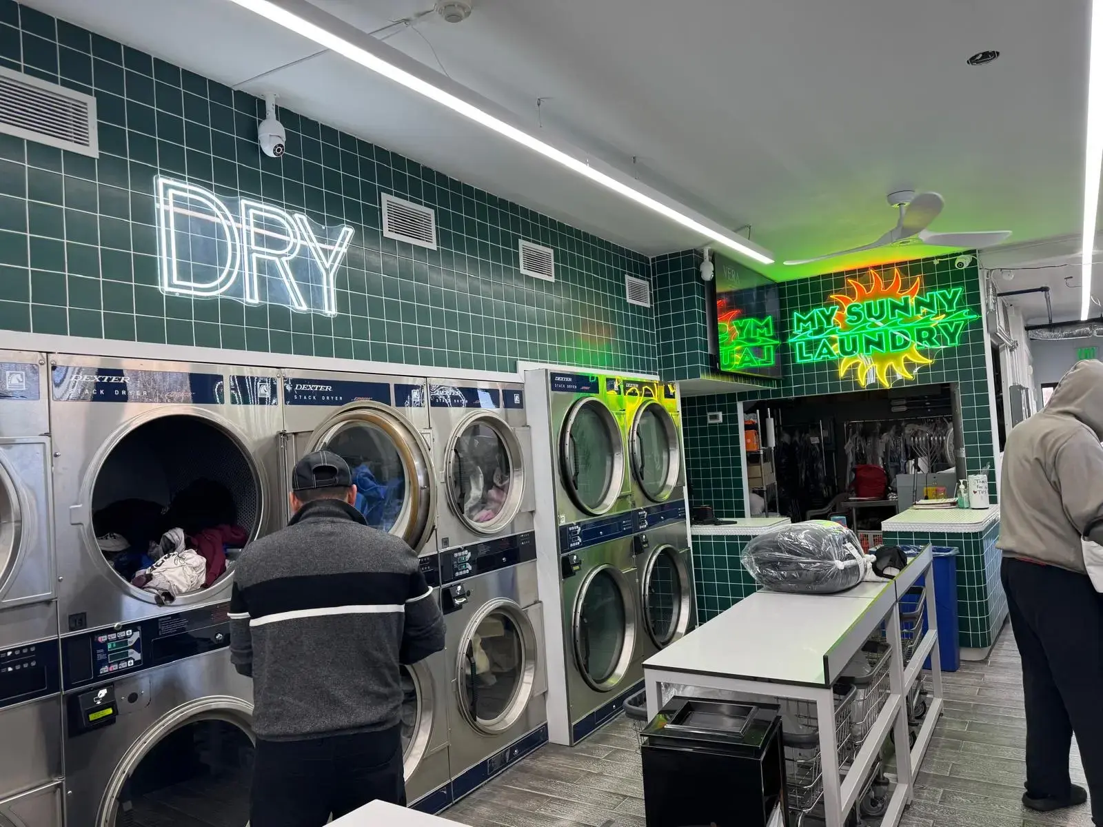 My Sunny Laundry - Image 10