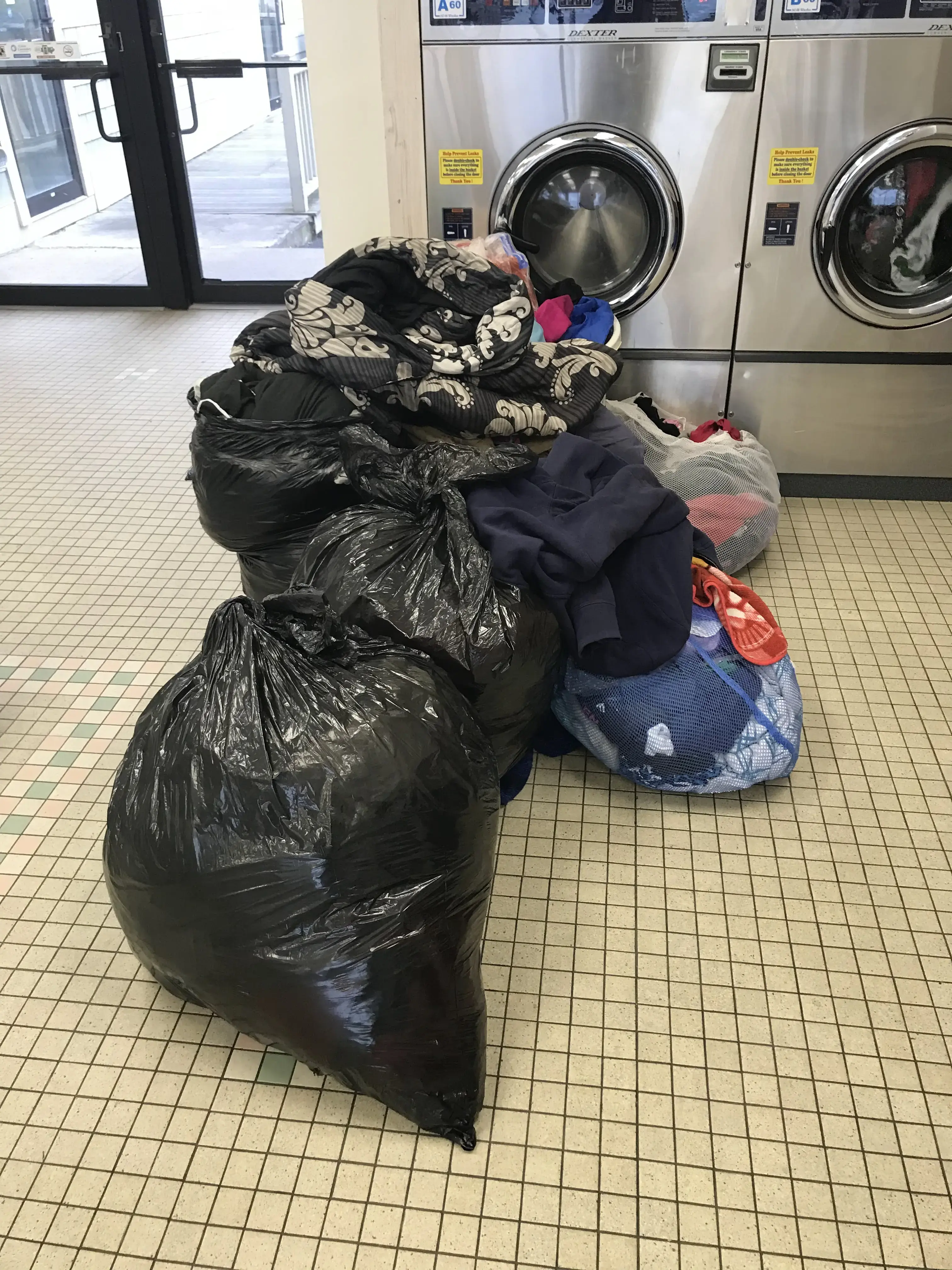 Nantasket Beach Superwash Self-Serve Laundry - Image 5
