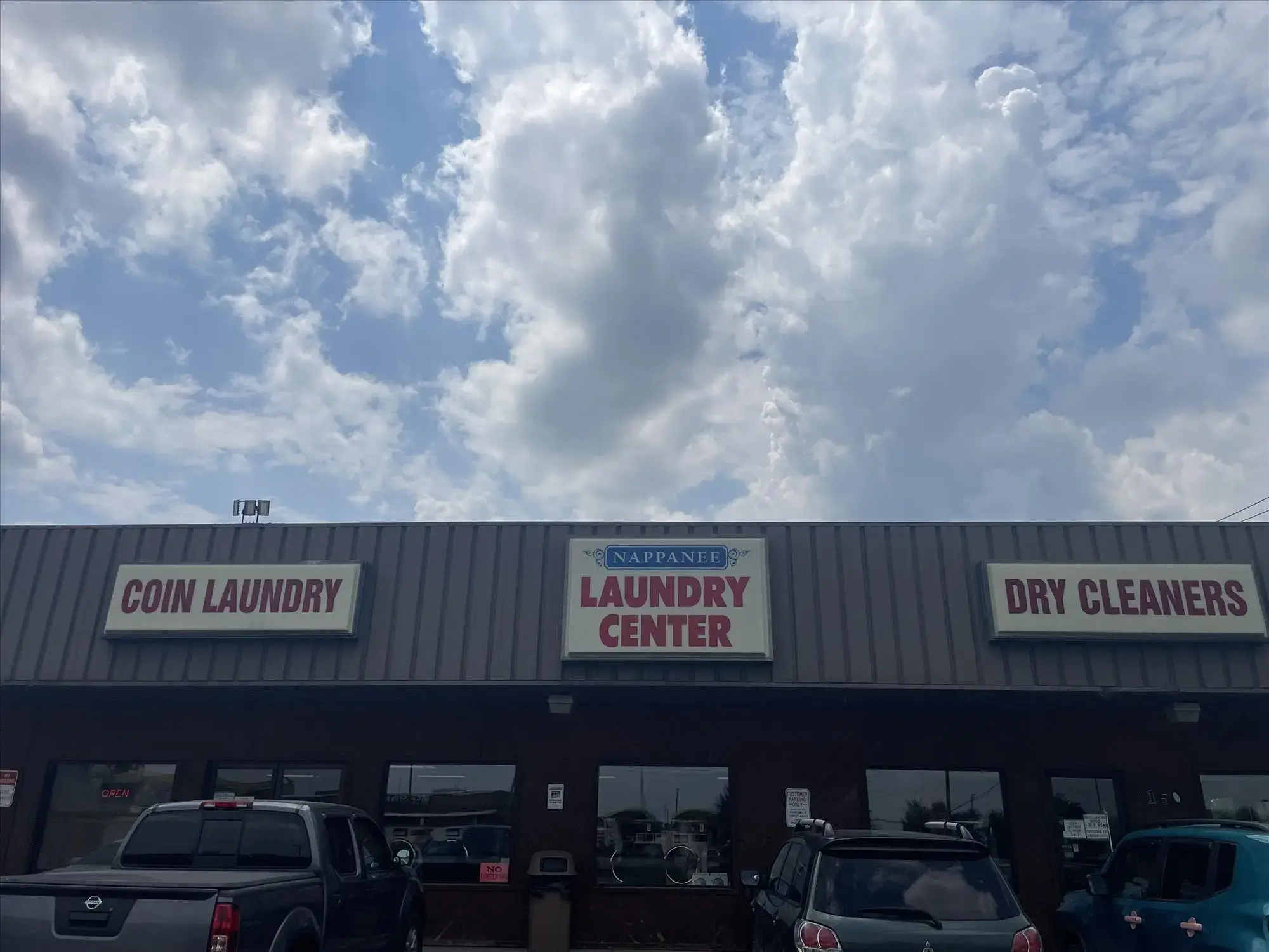 Nappanee Laundry Center & Dry Cleaning thumbnail 1