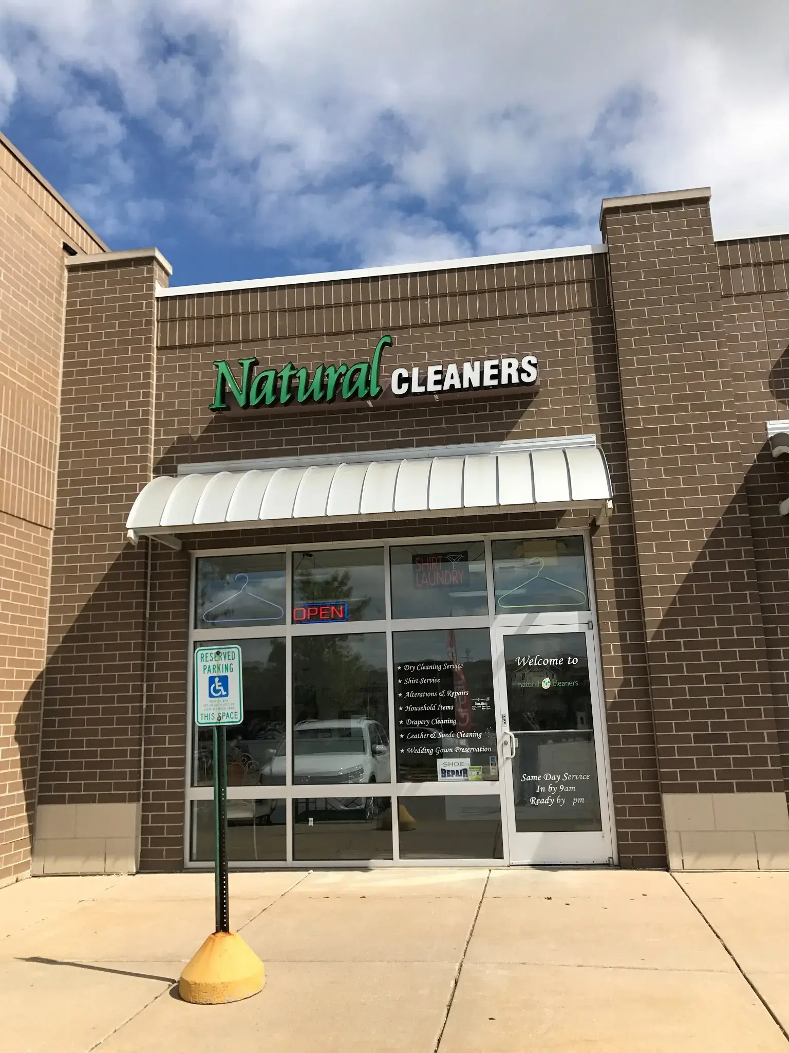 Natural Cleaners - Wauwatosa thumbnail 6