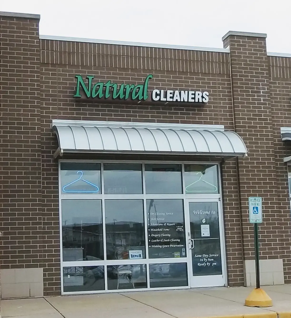 Natural Cleaners - Wauwatosa thumbnail 2