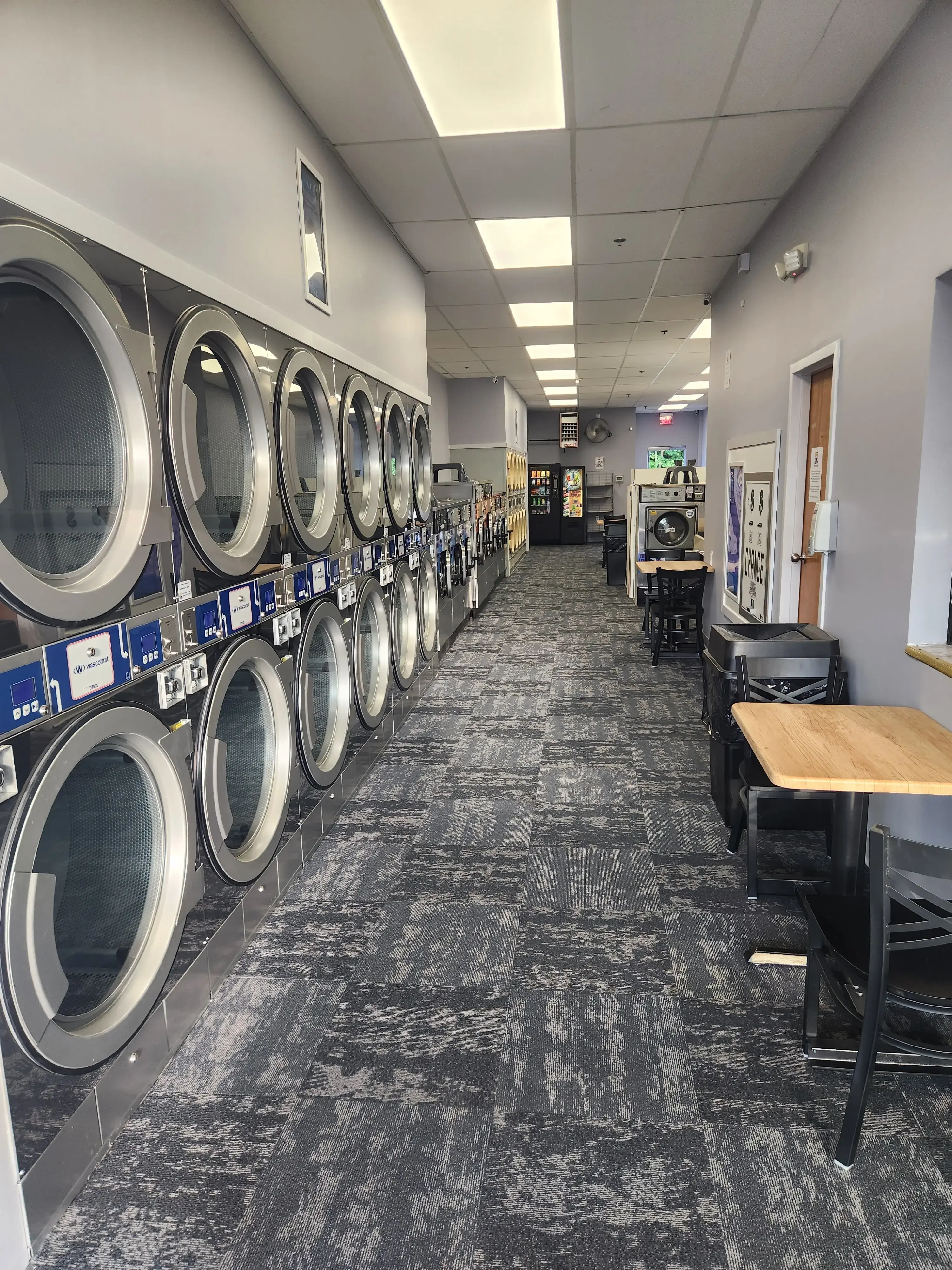Naugatuck Laundromat - The Wash Zone - Image 6