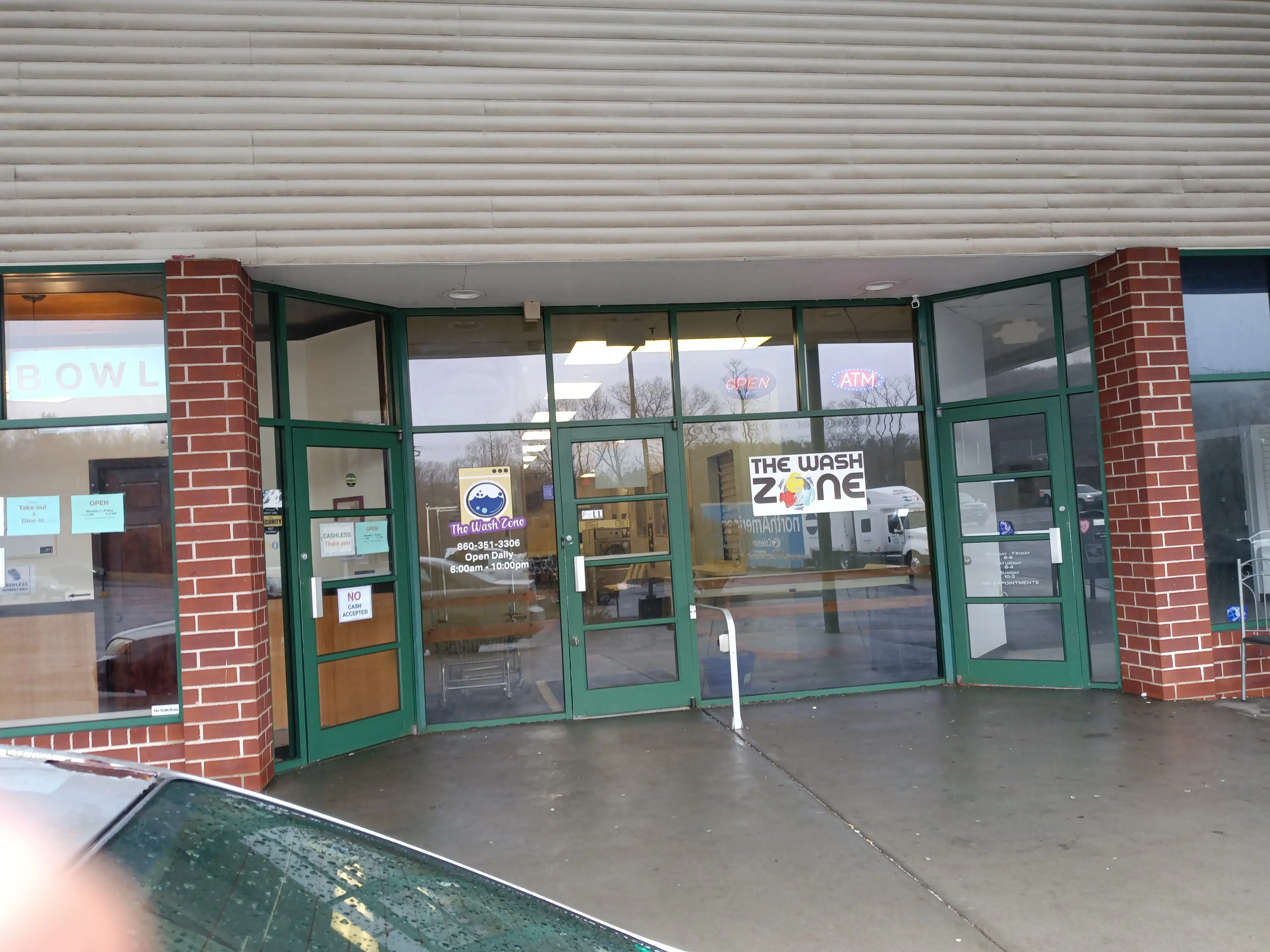 Naugatuck Laundromat - The Wash Zone thumbnail 3