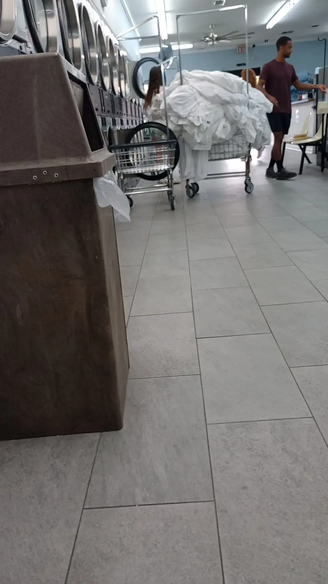 Navarre Beach Laundry - Image 14