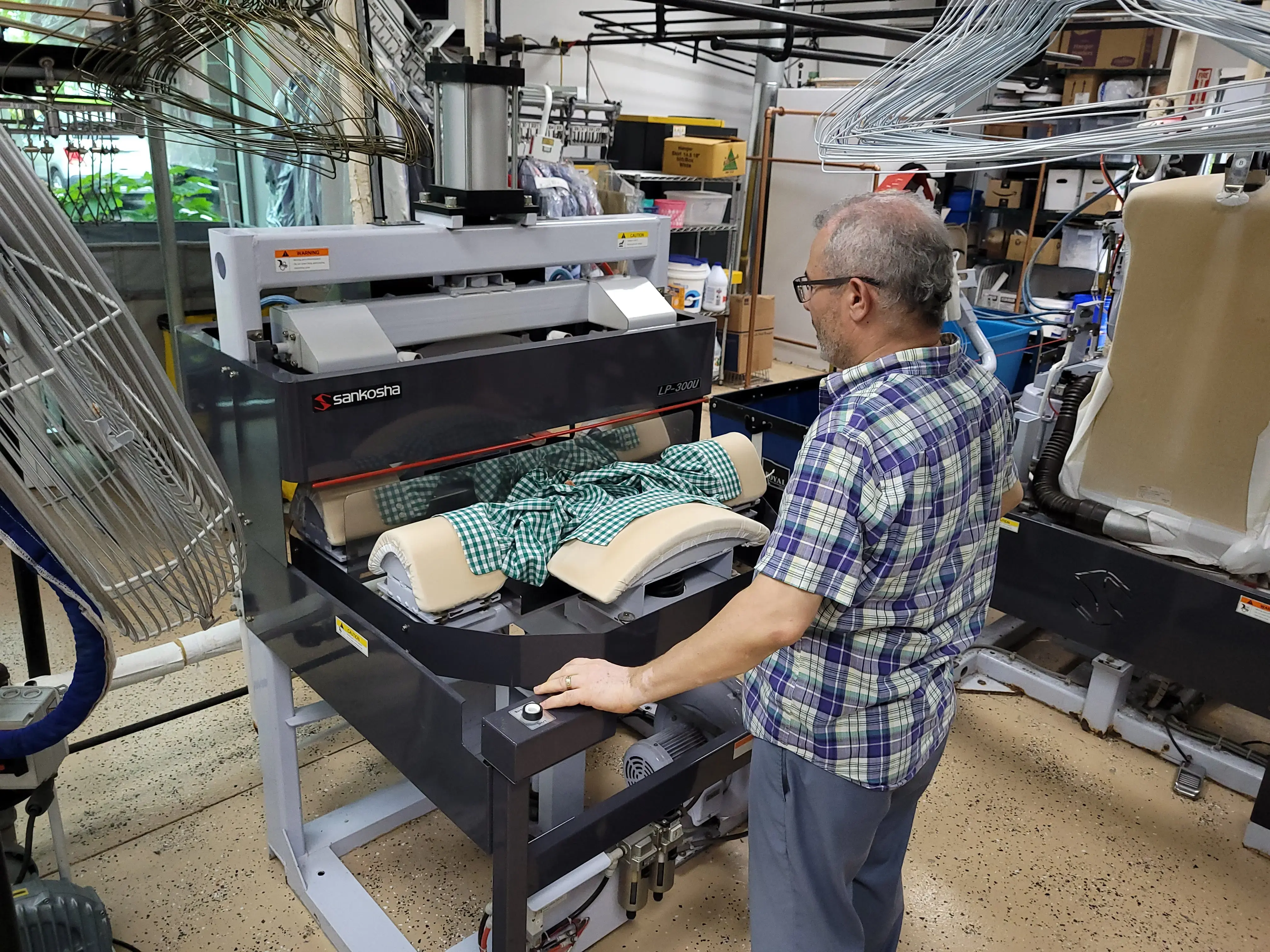 Neat Dry Clean thumbnail 4