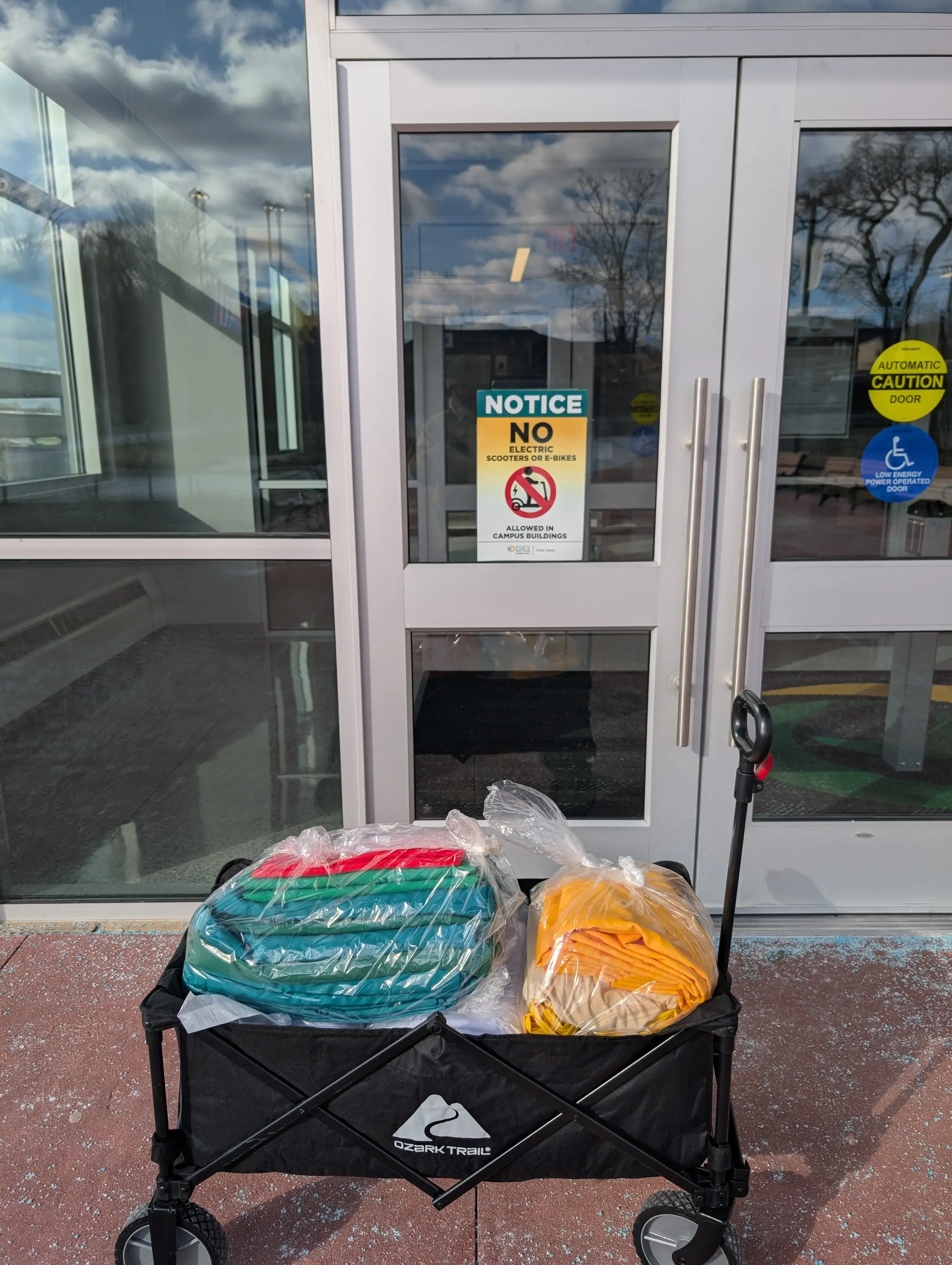 Neighborhood Laundromat at West Caldwell - Image 11