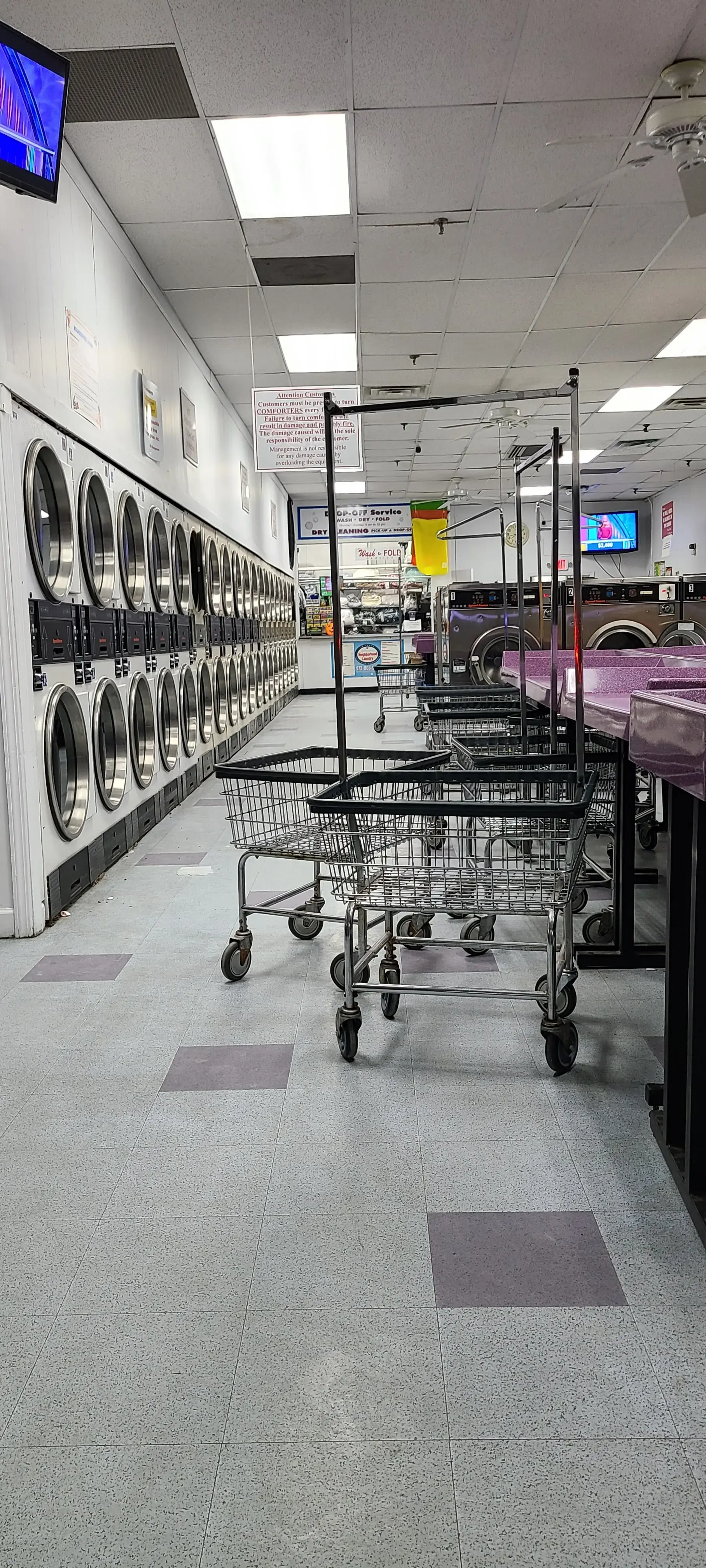 Neighborhood Laundromat at West Caldwell thumbnail 19