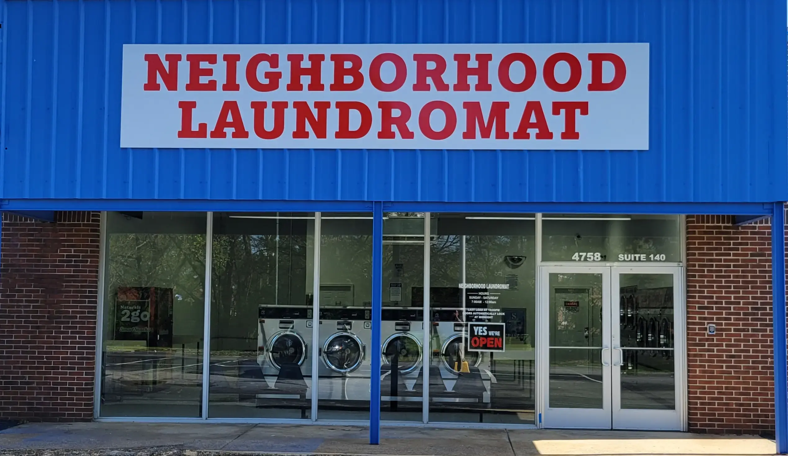 Neighborhood Laundromat thumbnail 2