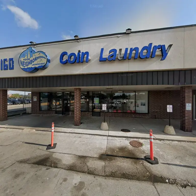 Neighborhood laundromat - Image 6