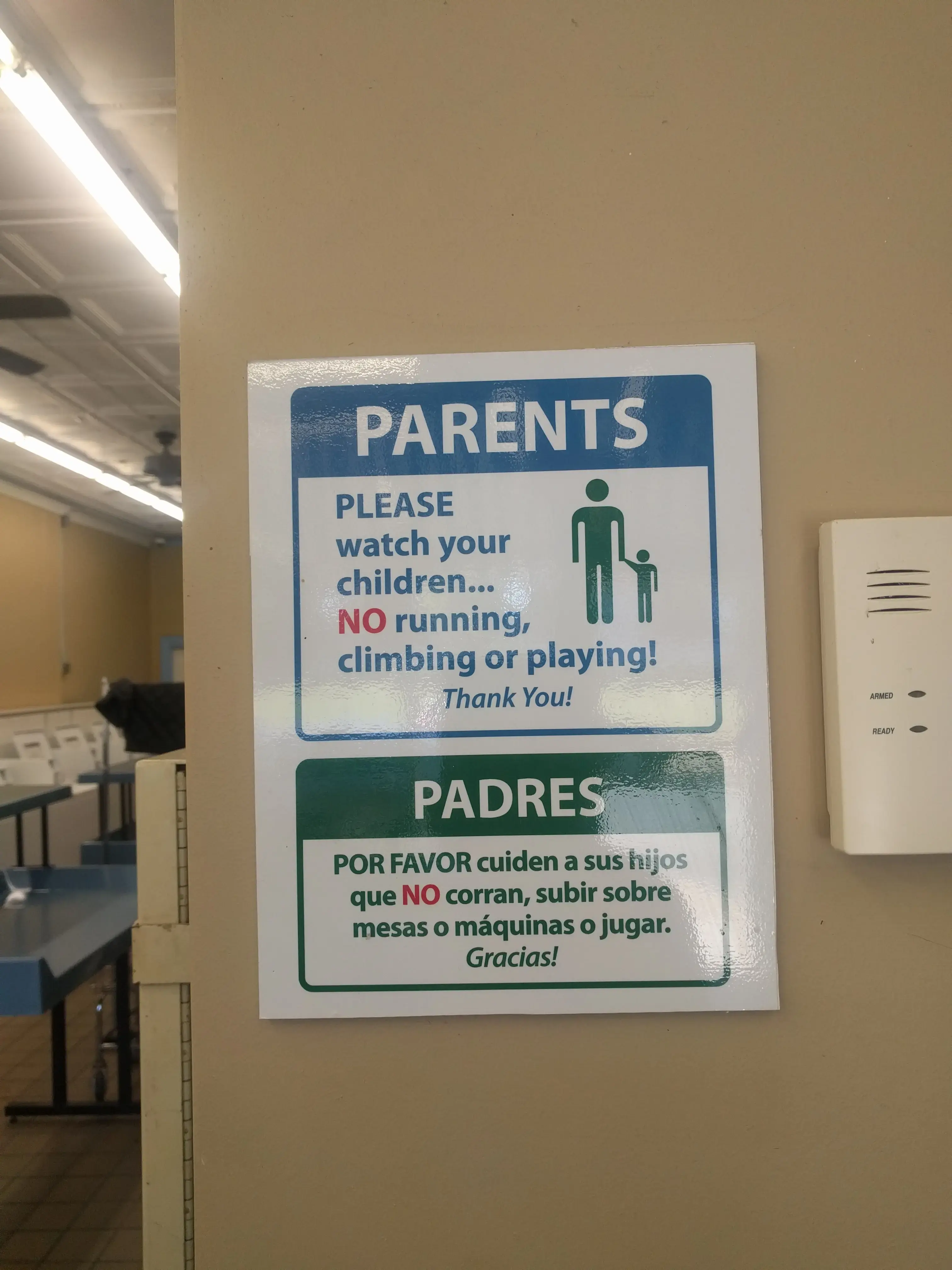 Neighborhood Laundromat Cleveland St thumbnail 5