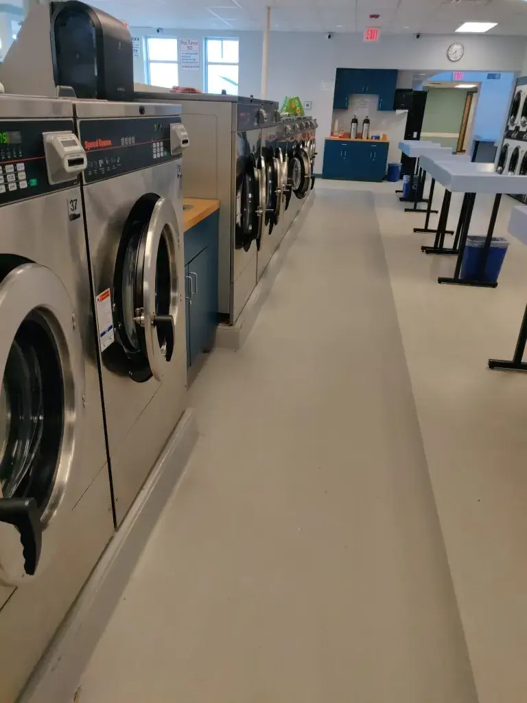 Neighborhood Laundromat East Haven thumbnail 9