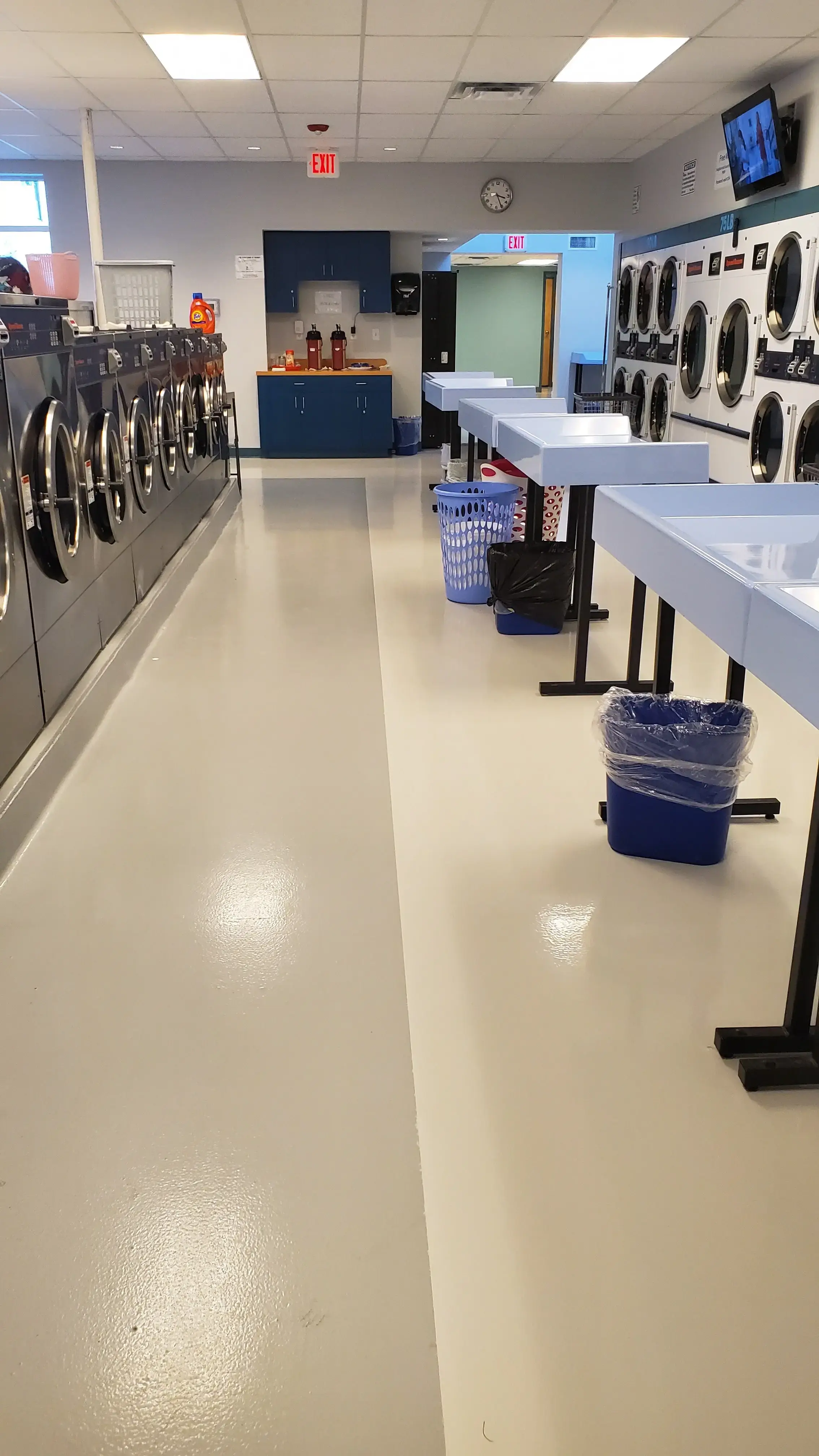 Neighborhood Laundromat East Haven - Image 6