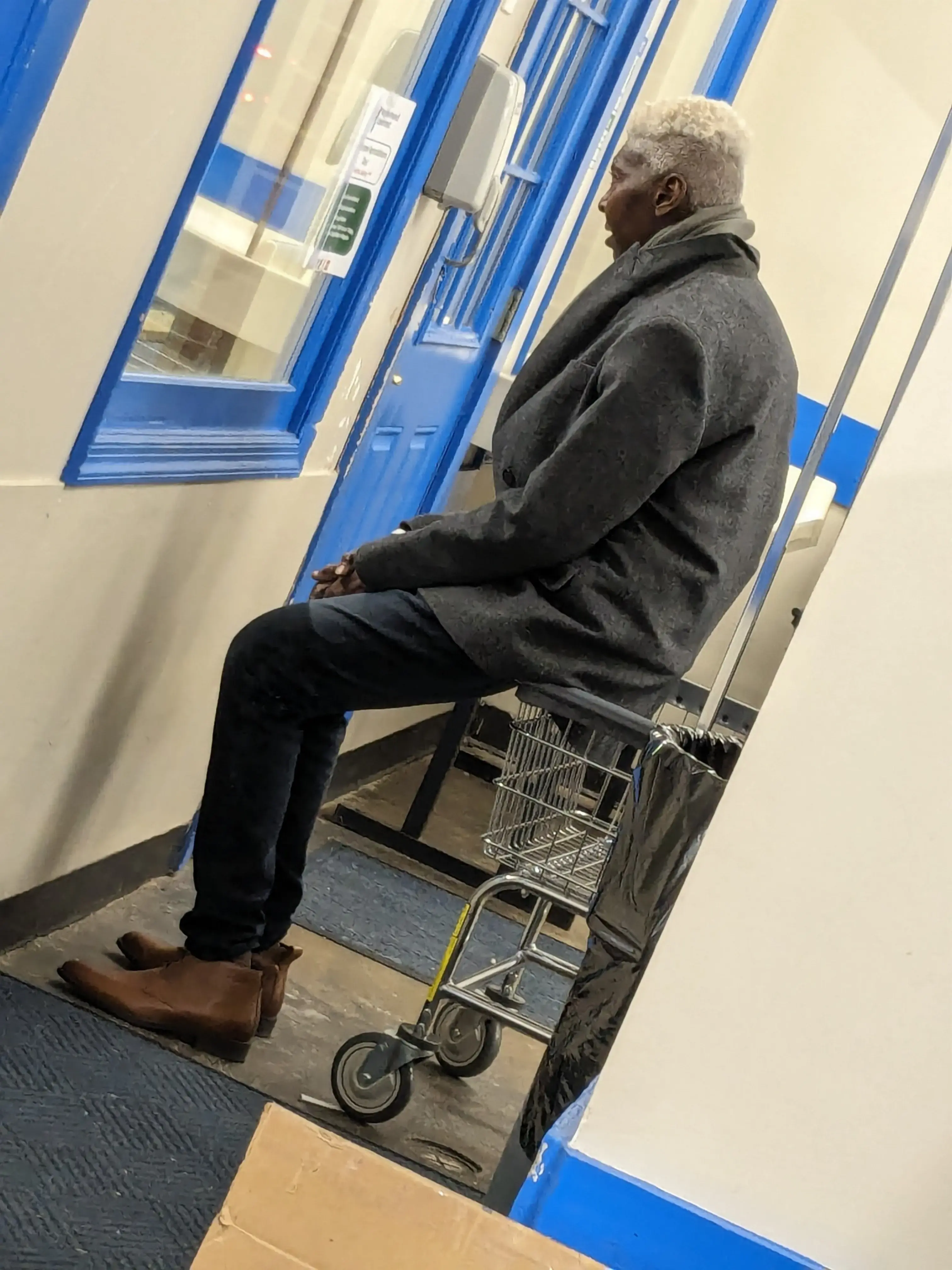 Neighborhood Laundromat Robious Road thumbnail 16