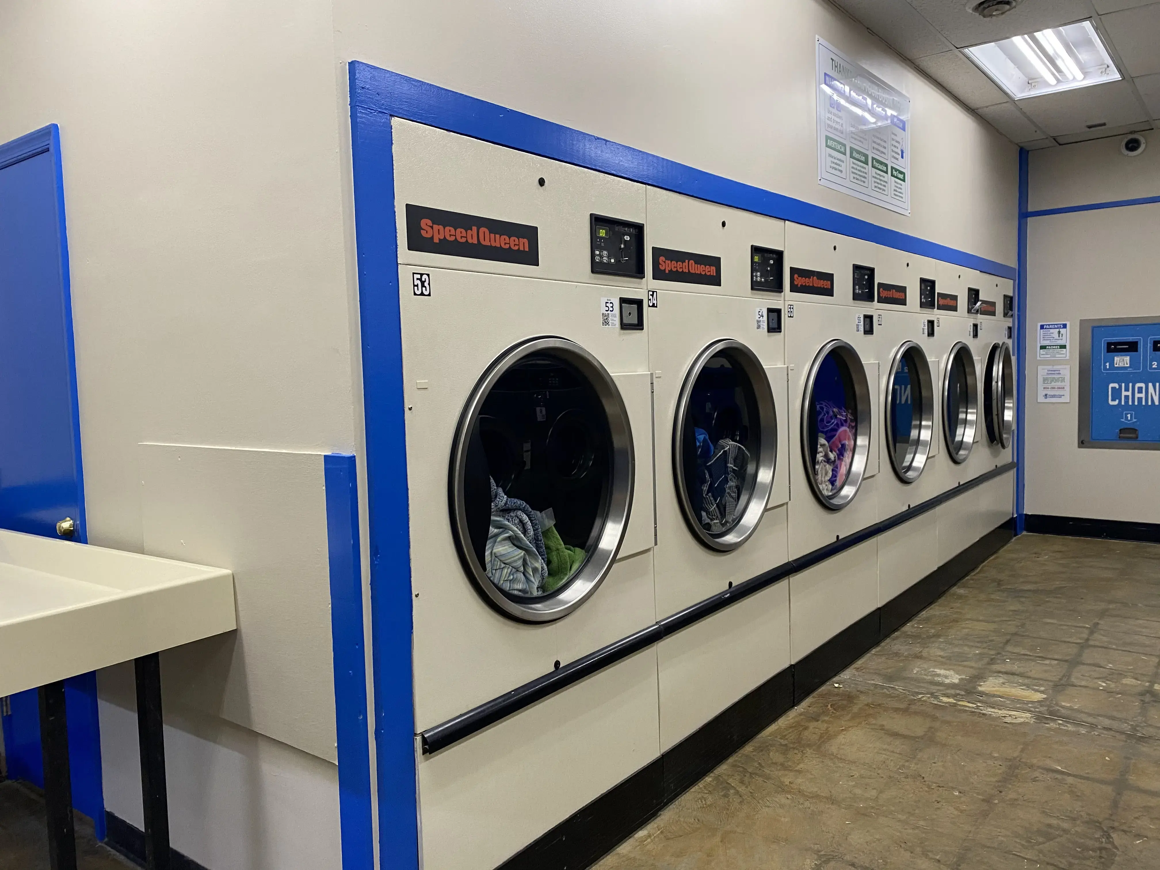 Neighborhood Laundromat Robious Road thumbnail 17