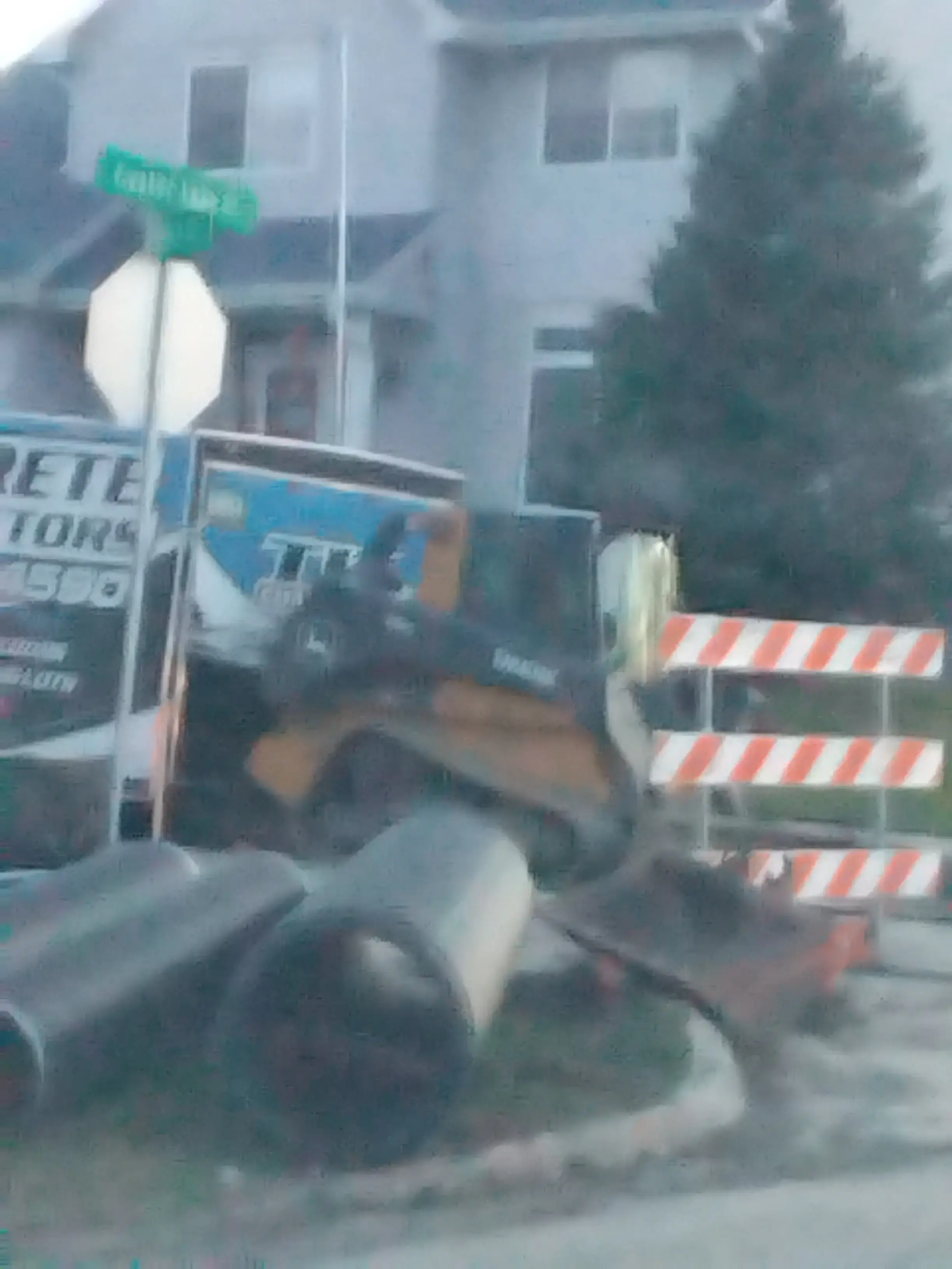 Neighborhood Laundromat Rock Island thumbnail 9