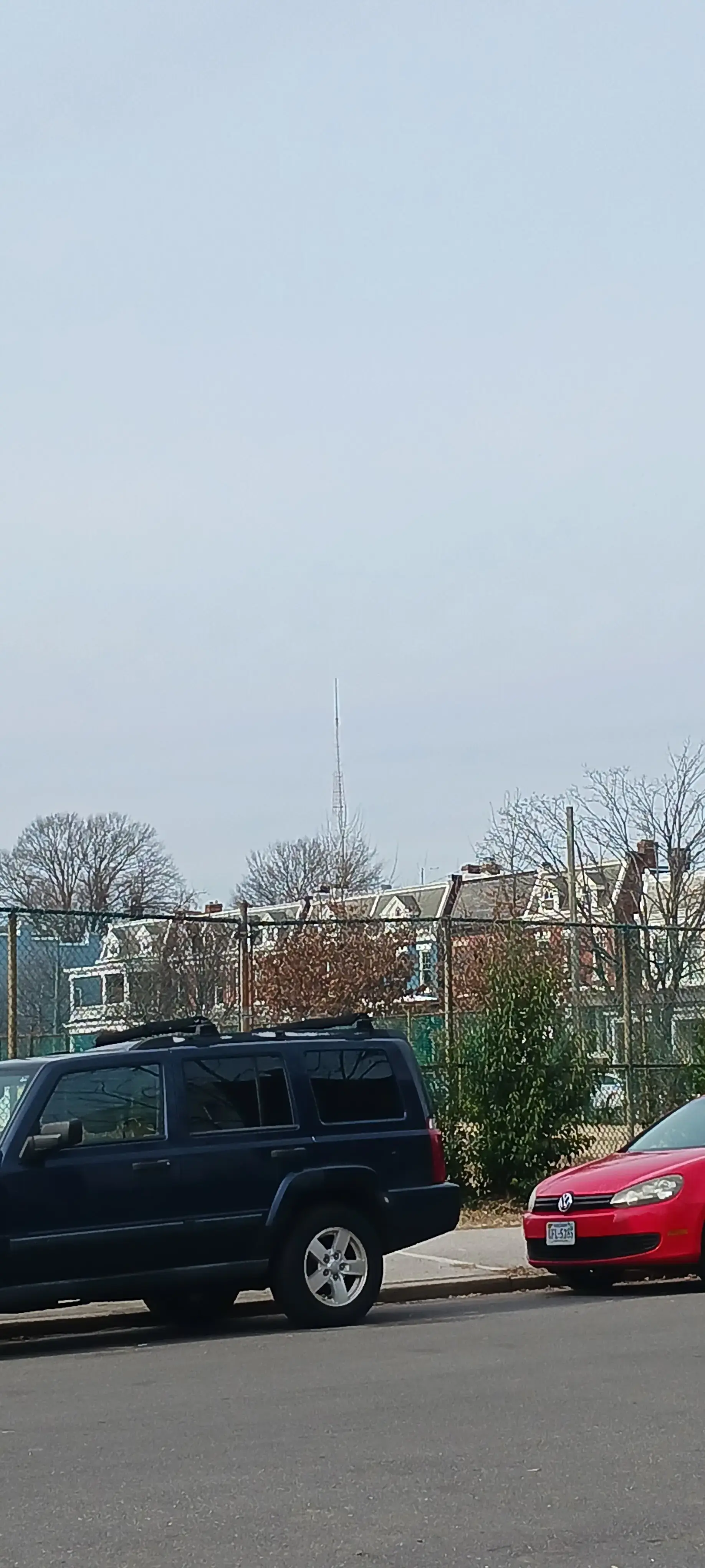 Neighborhood Laundromat, Strawberry Street - Image 7