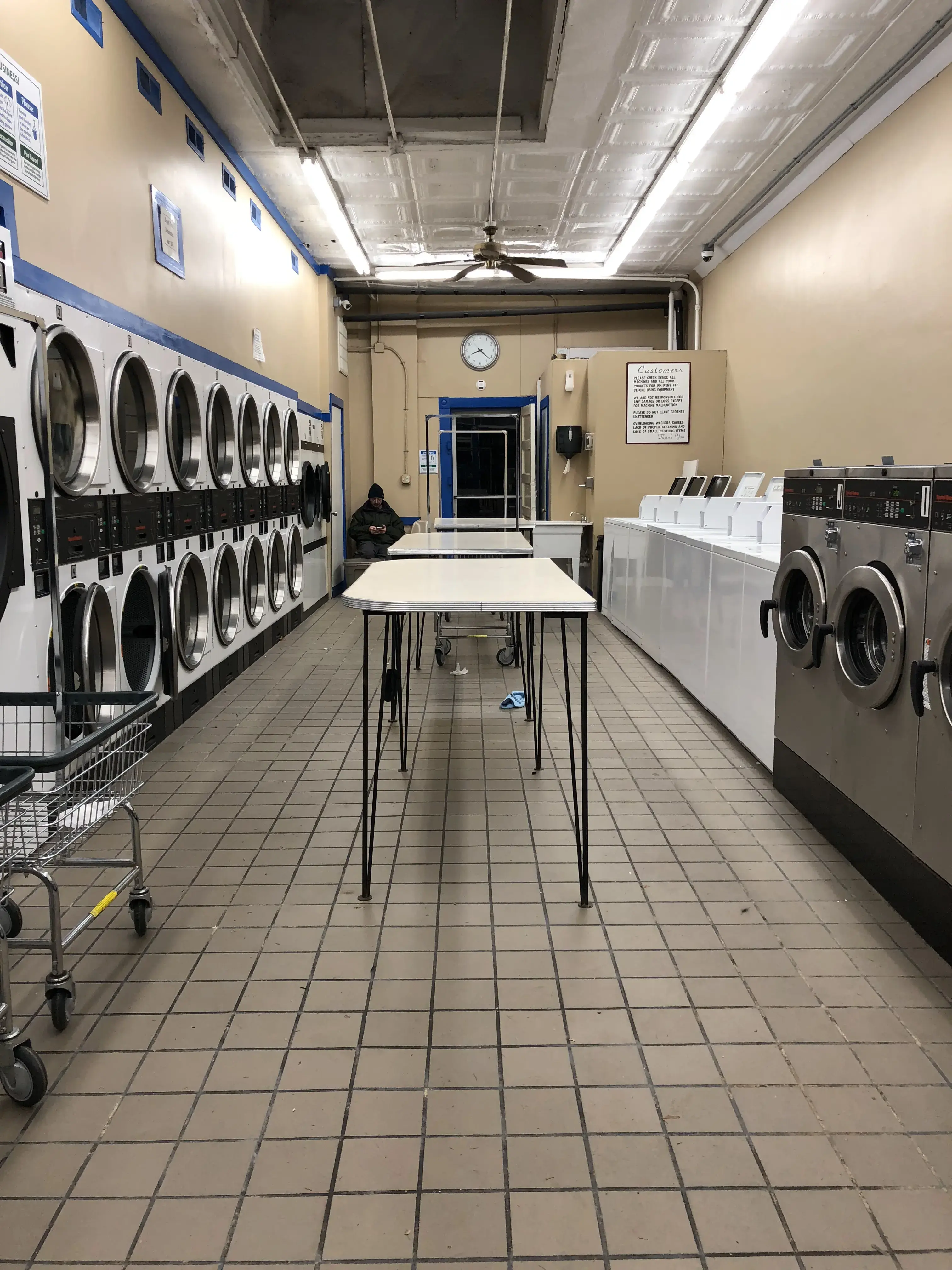 Neighborhood Laundromat, Strawberry Street thumbnail 16