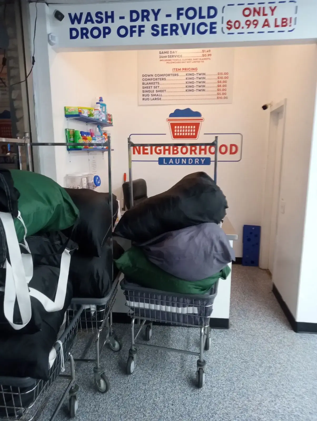 Neighborhood Laundry - Laundromat- Washateria-Lavanderia - Image 18