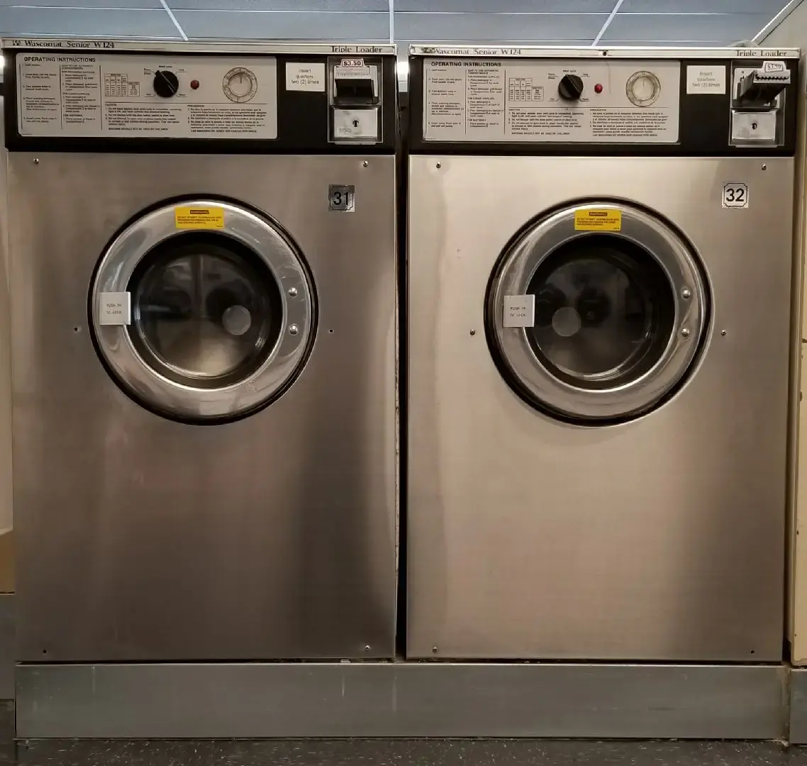 Neighborhood Laundry - Image 20