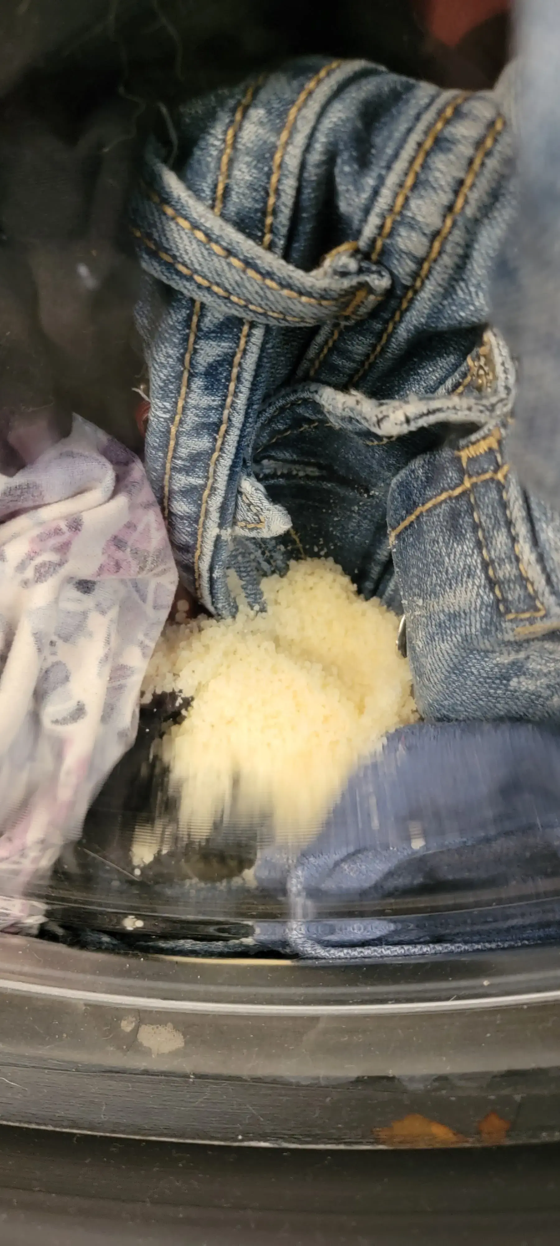 Neighborhood Laundry - Image 7