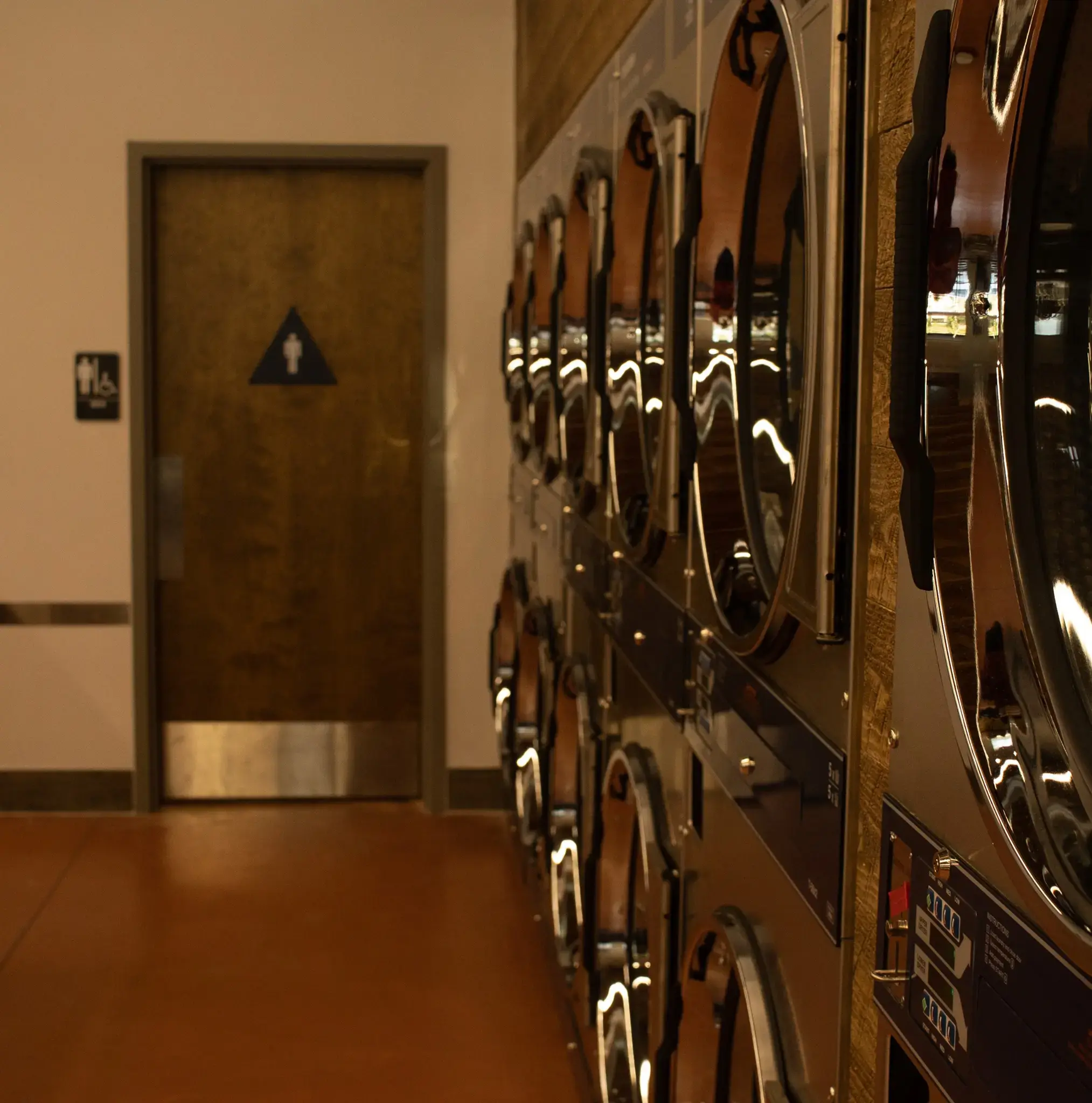 Neighborhood Laundry thumbnail 12