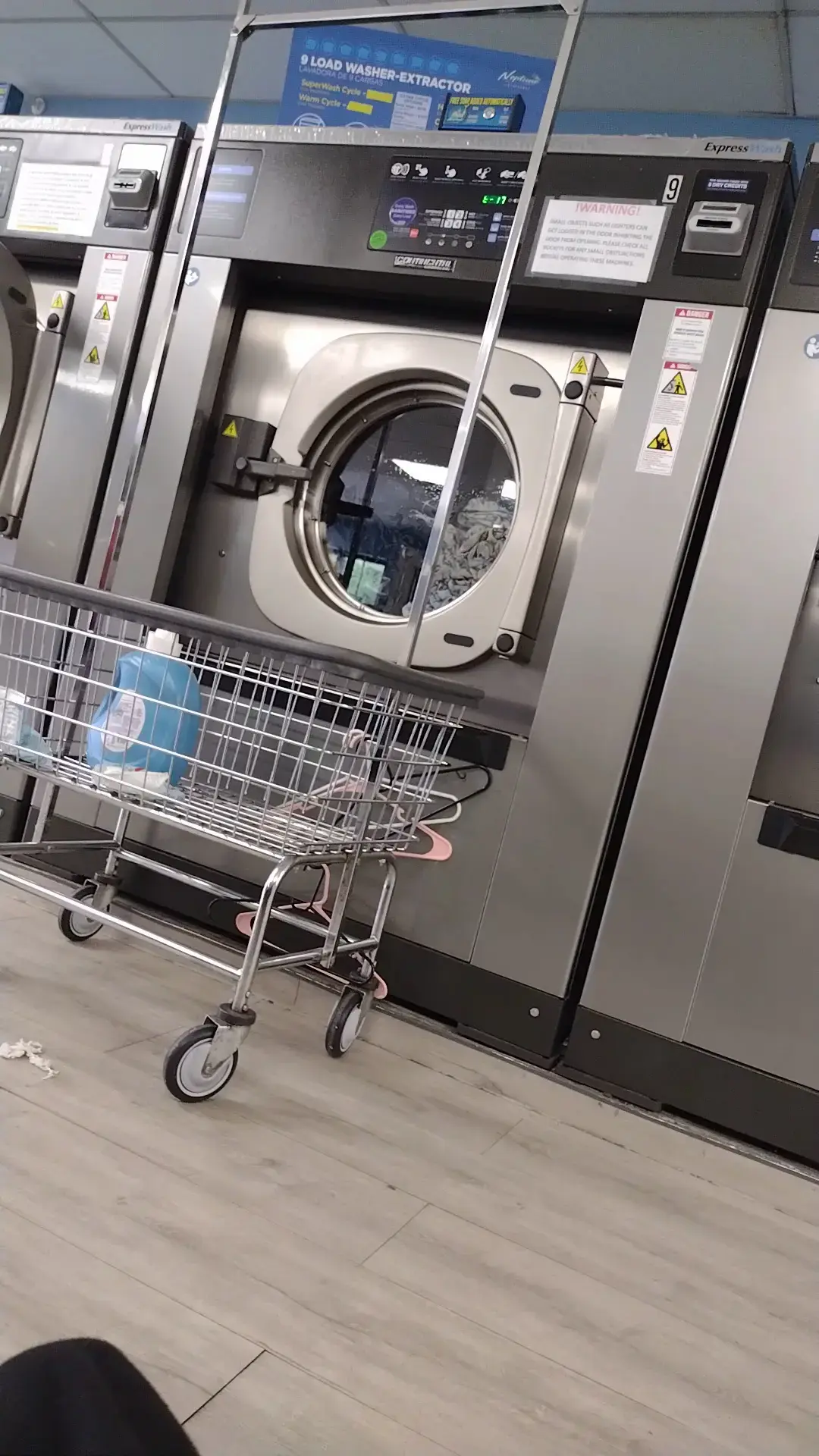 Neptune Laundromat - Image 7