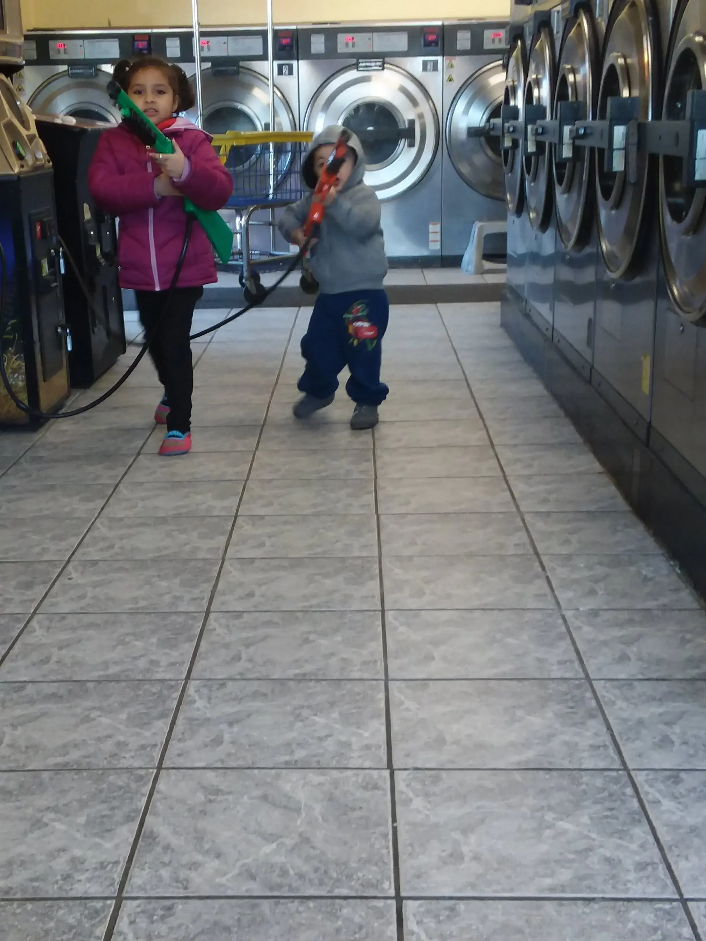 Neptune Laundromat thumbnail 8