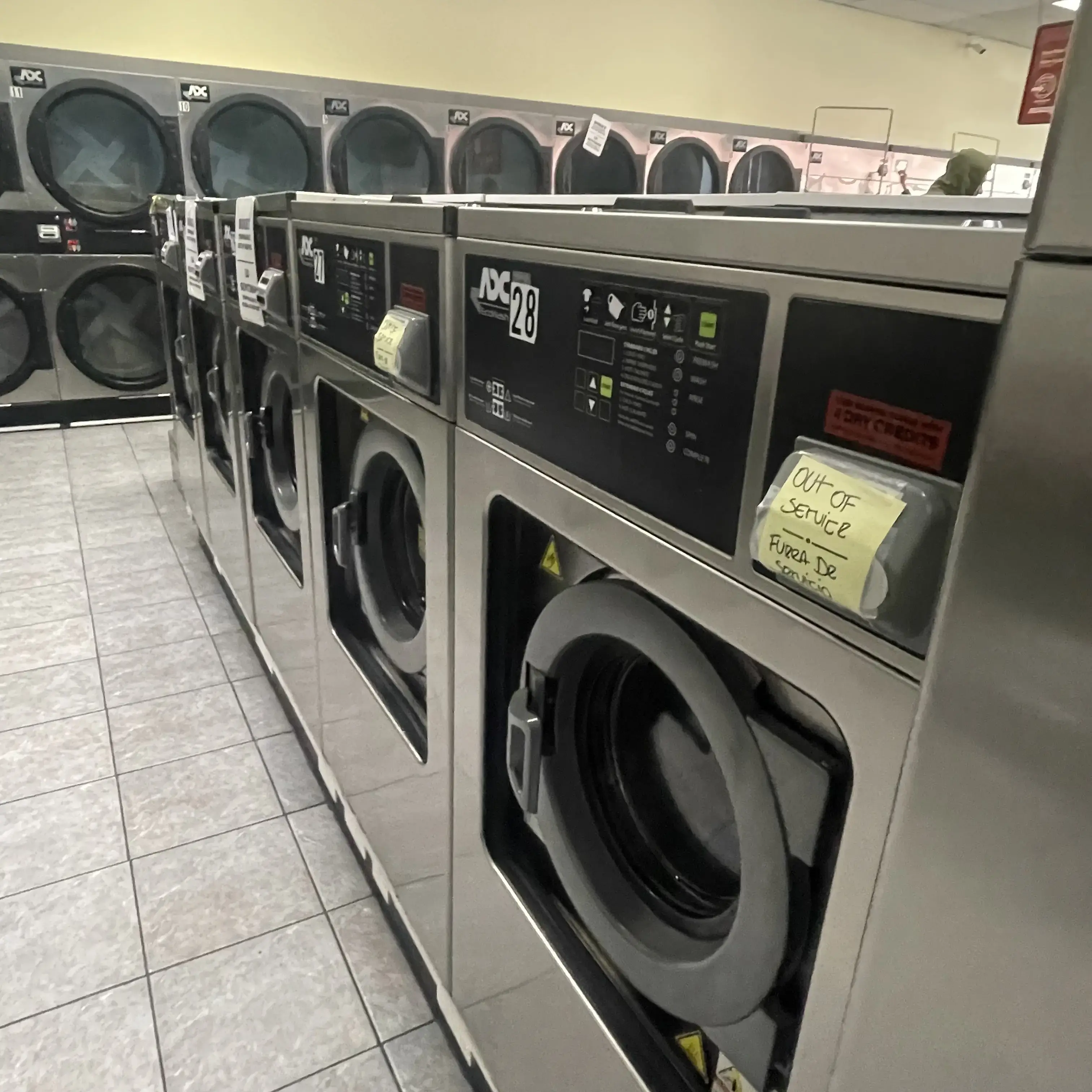 Neptune Laundromat thumbnail 3