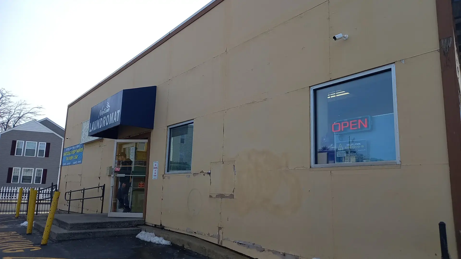 Neptune Laundromat thumbnail 6