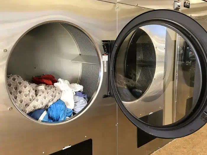 Neptune Laundromat thumbnail 8