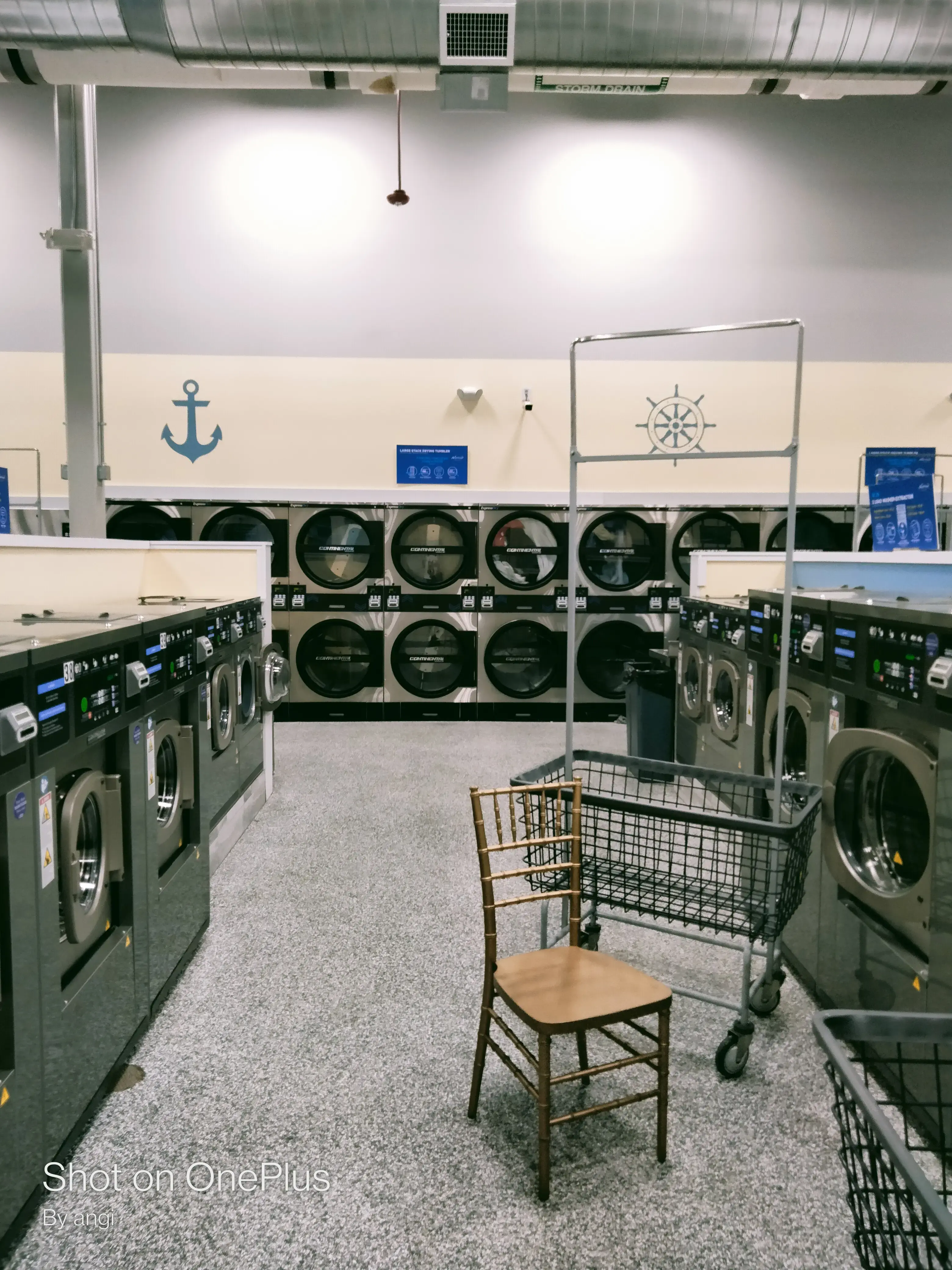 Neptune Laundromat thumbnail 16