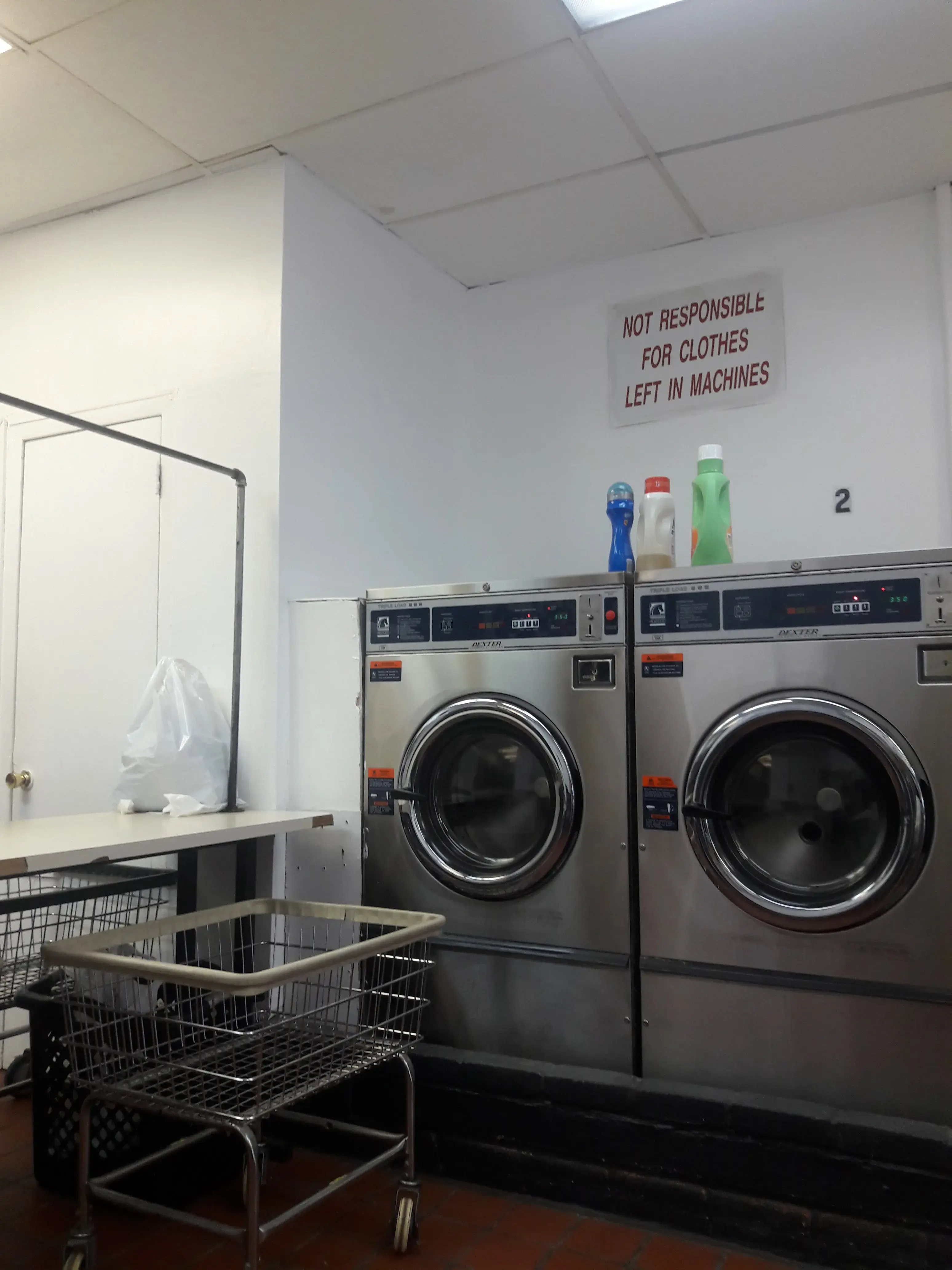 New 192 Laundromat thumbnail 9