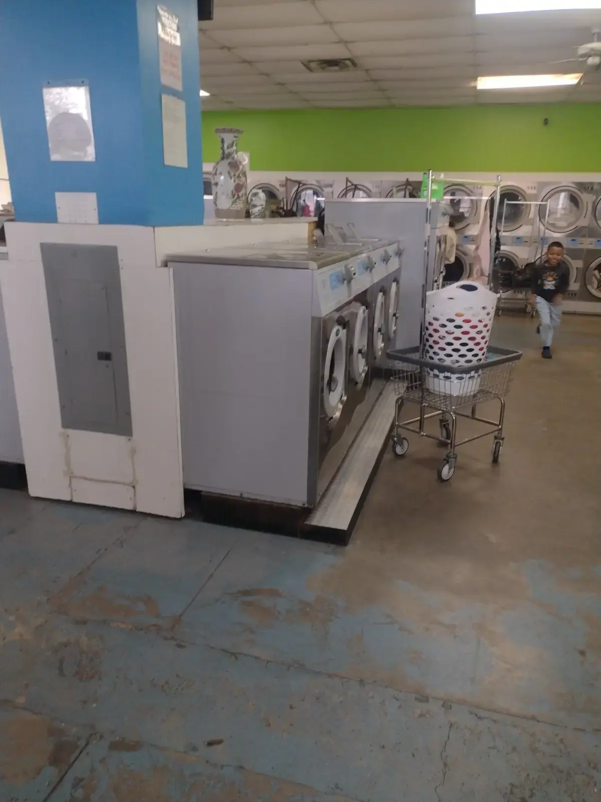 New Heavenly Washateria - Image 11