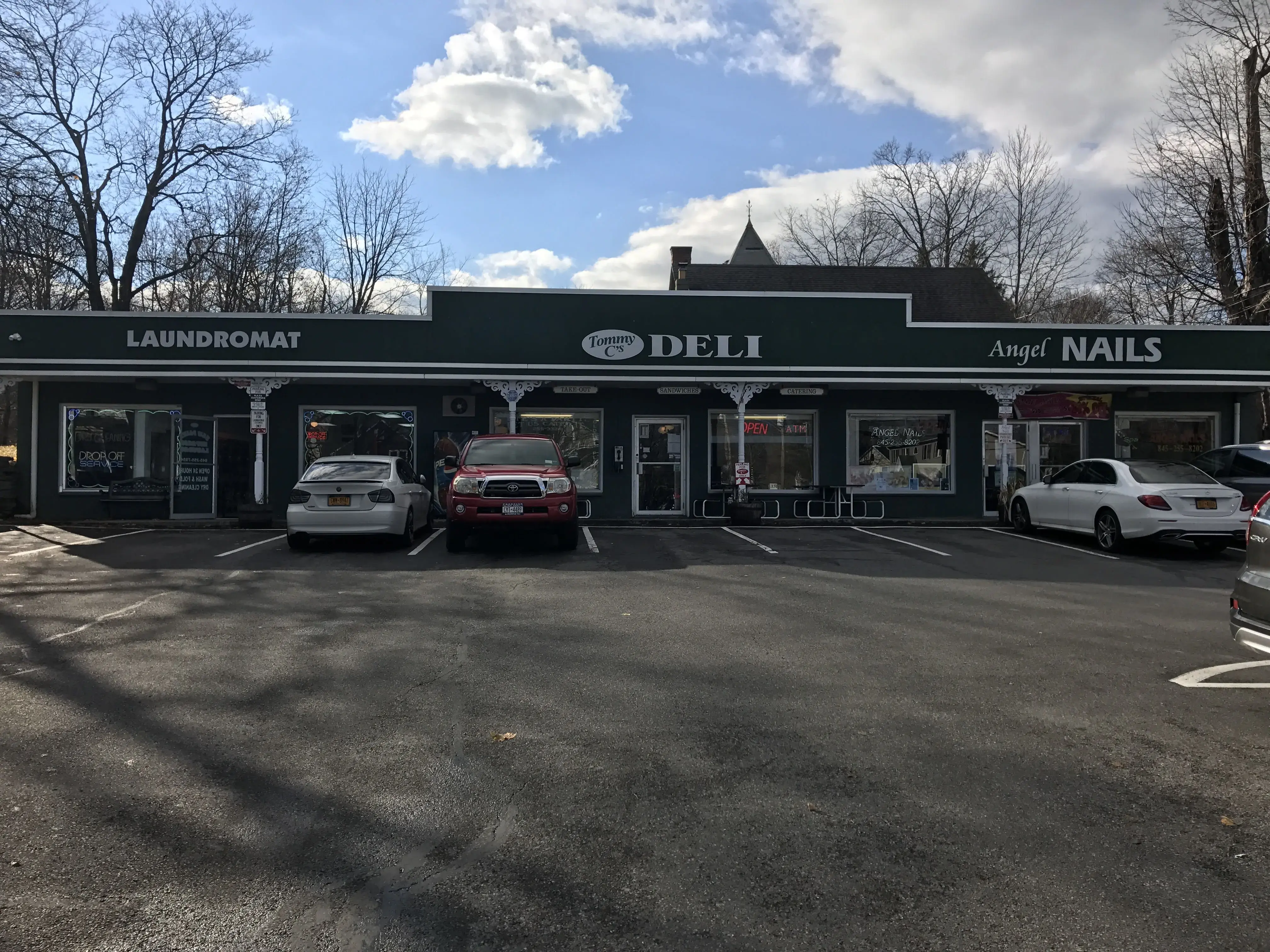 New Paltz Express Laundry thumbnail 4