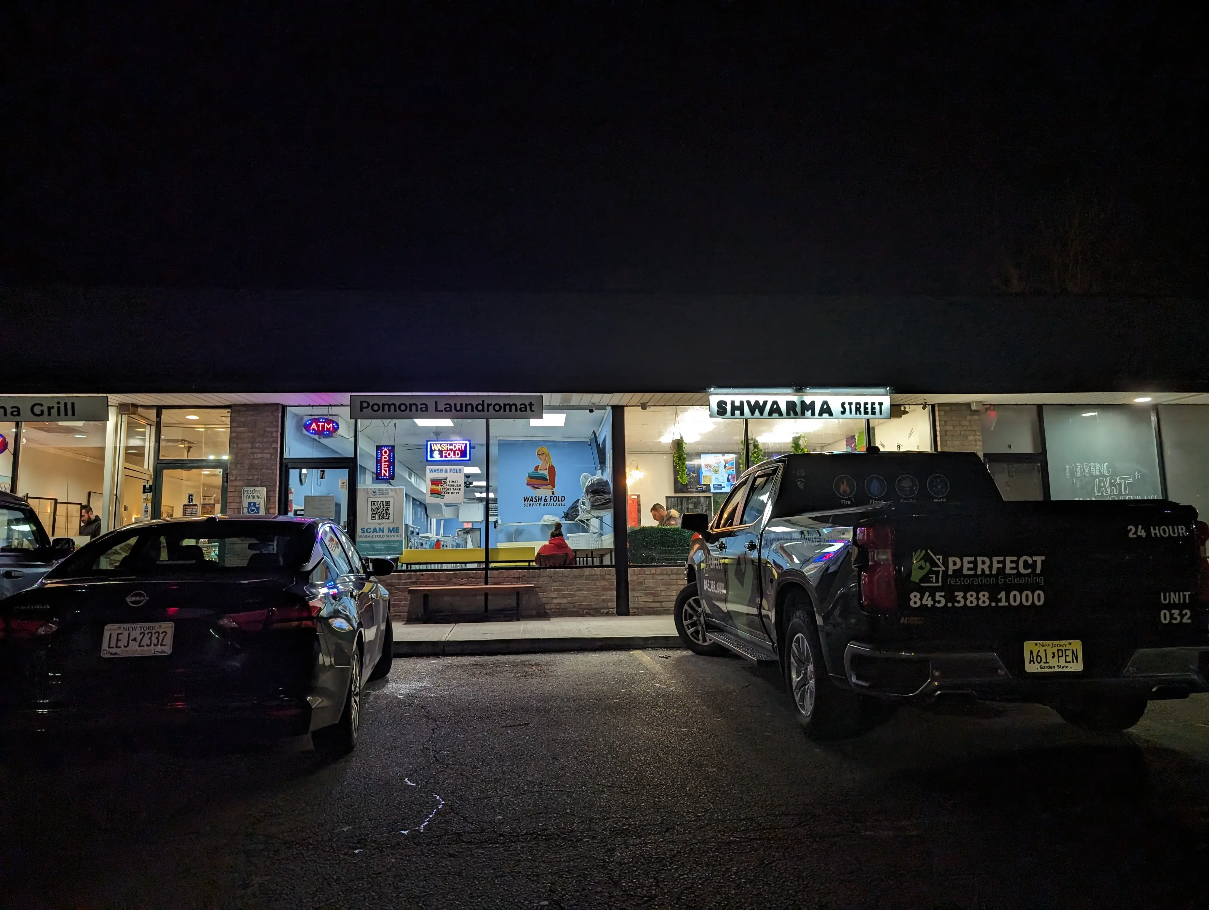 New Pomona Laundromat - Image 5