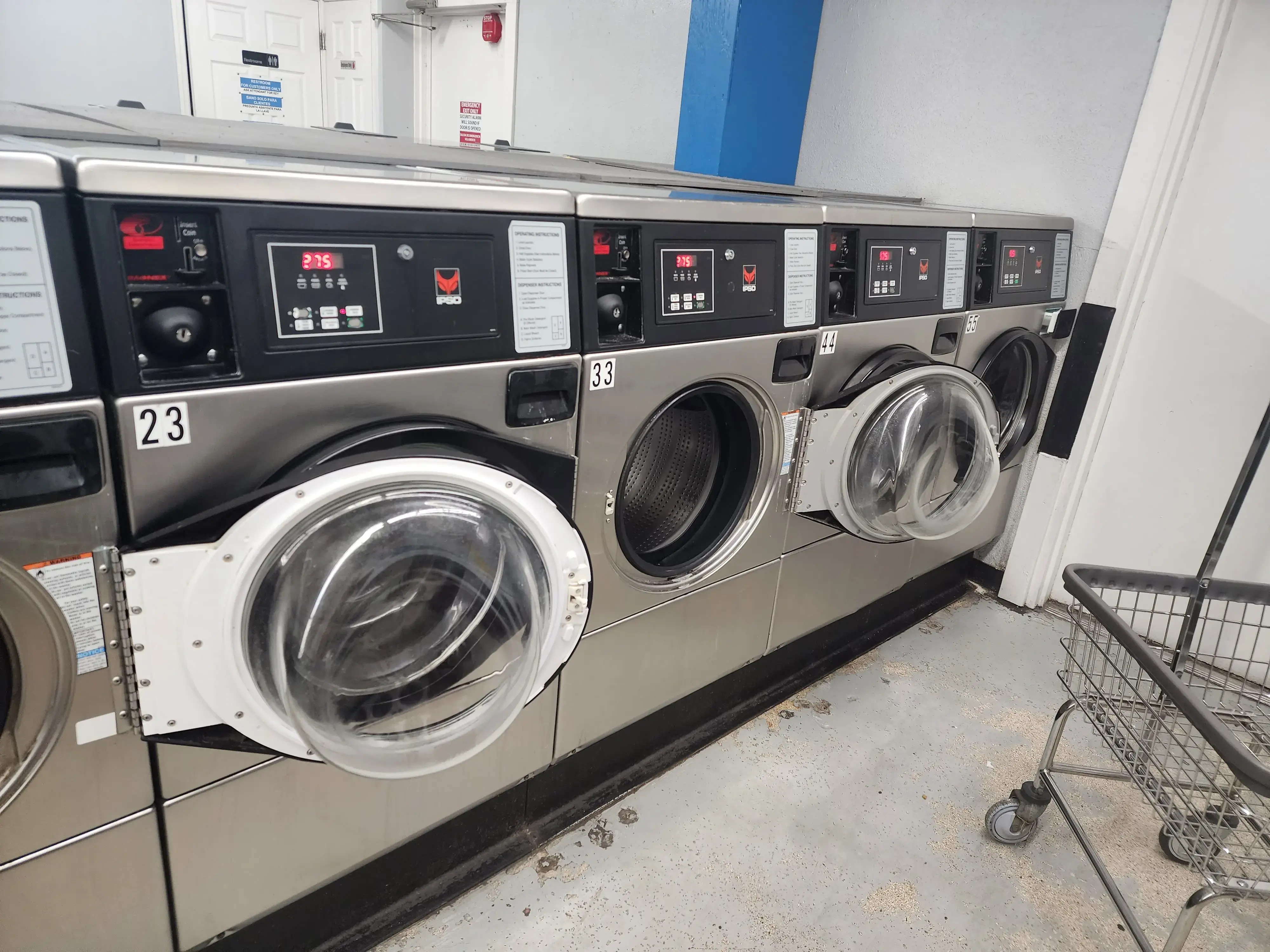 New Port Richey Laundromat thumbnail 3