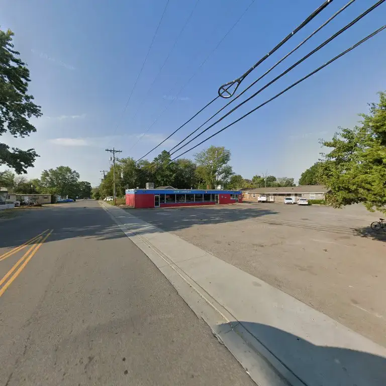 New Providence Super Laundromat - Image 5