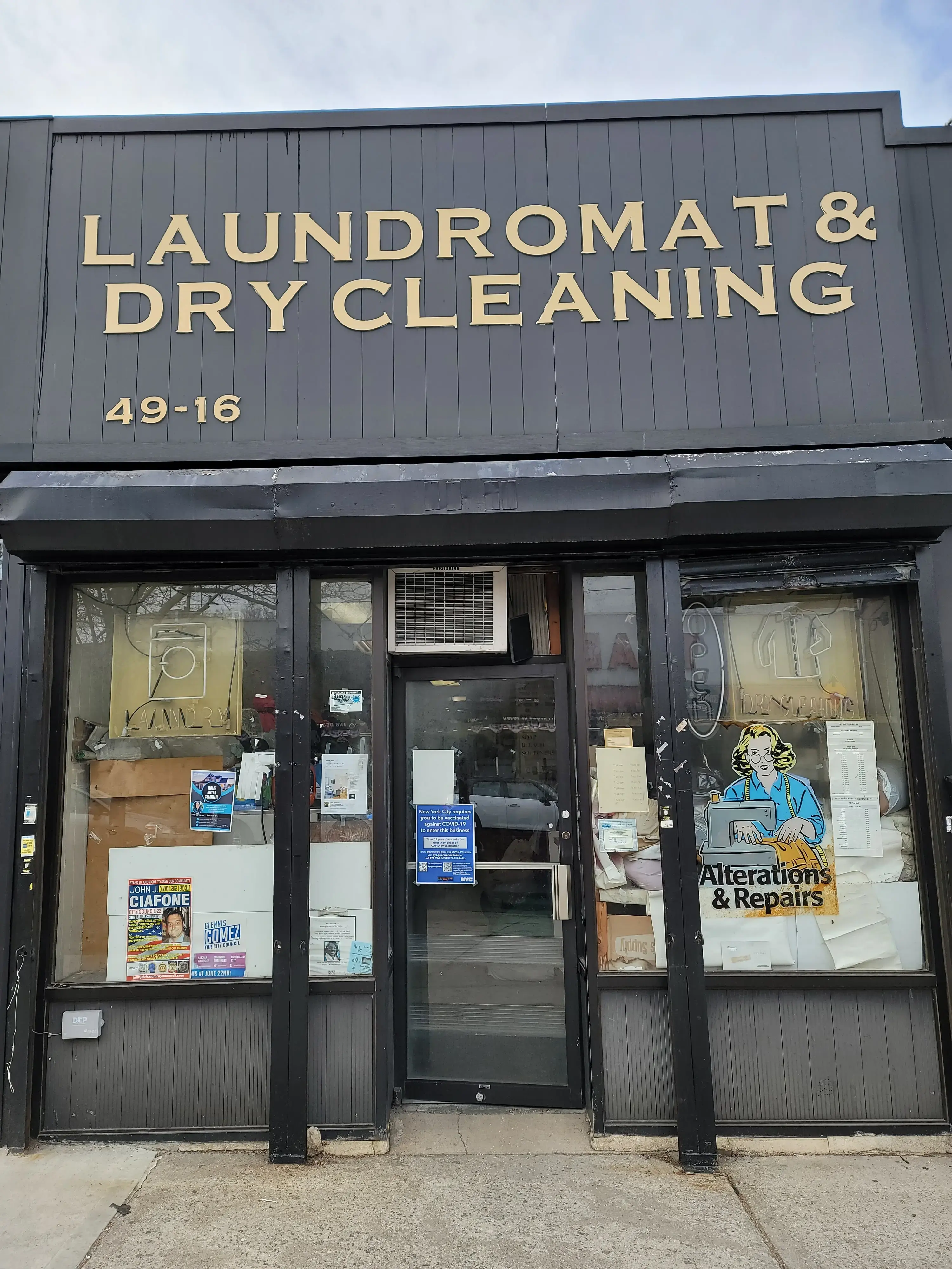 New Rainbow Laundromat LIC - Image 8