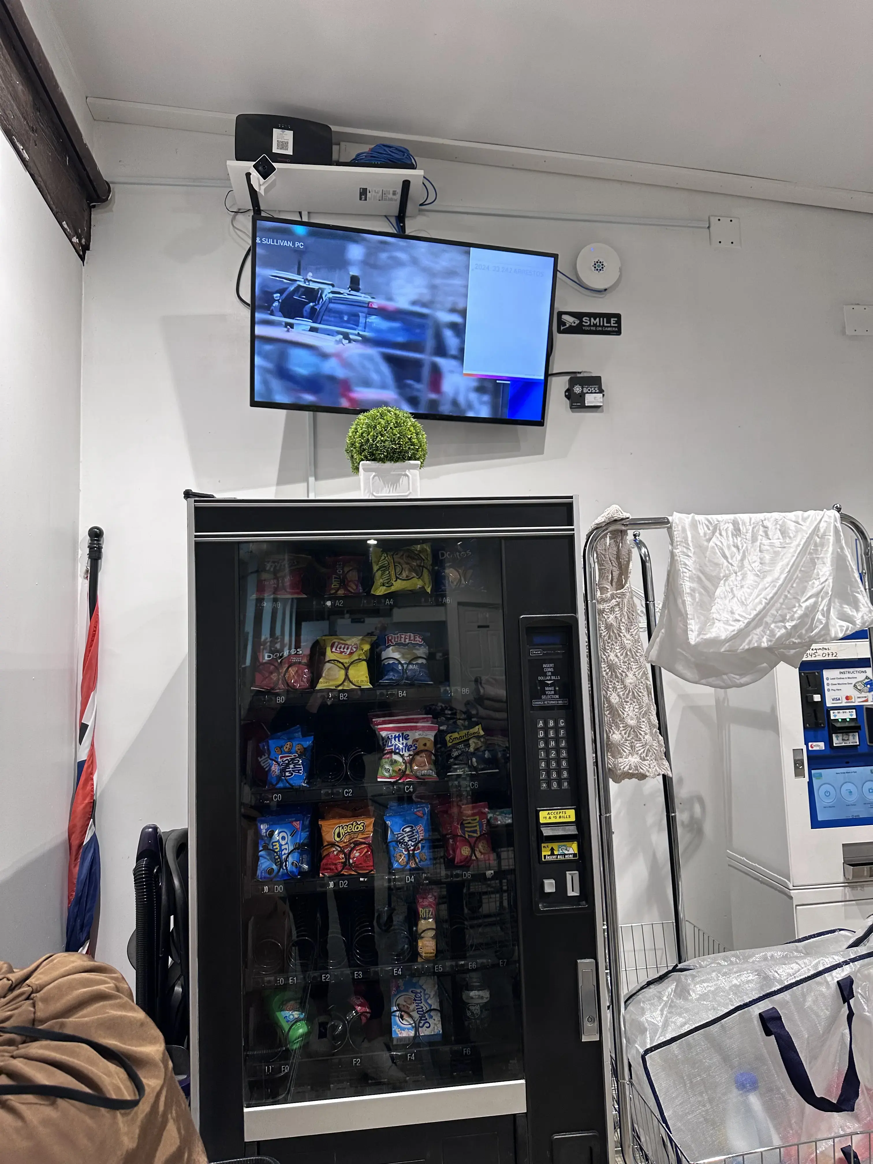 New St. Laundry - Image 15