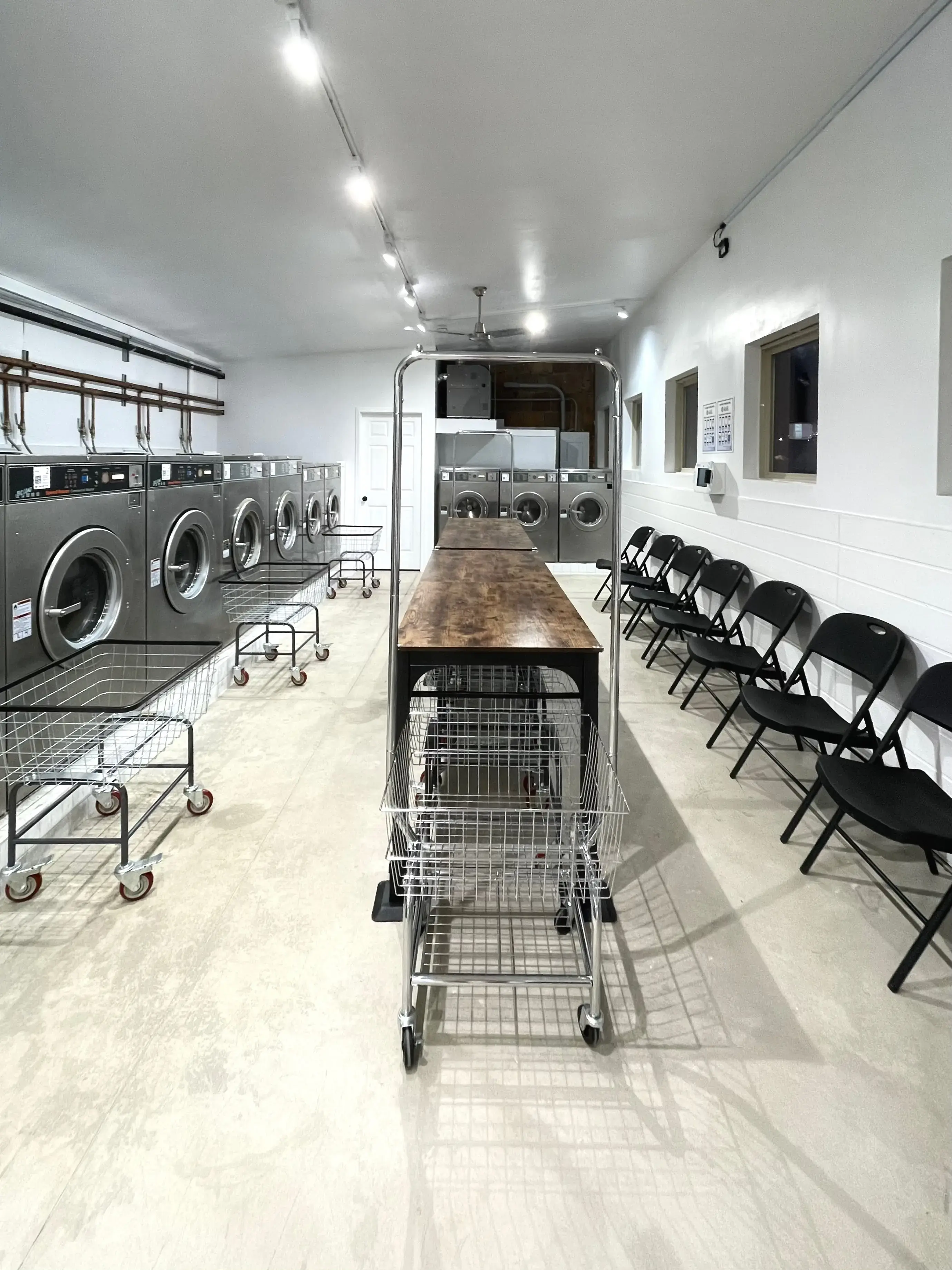 New St. Laundry - Image 16