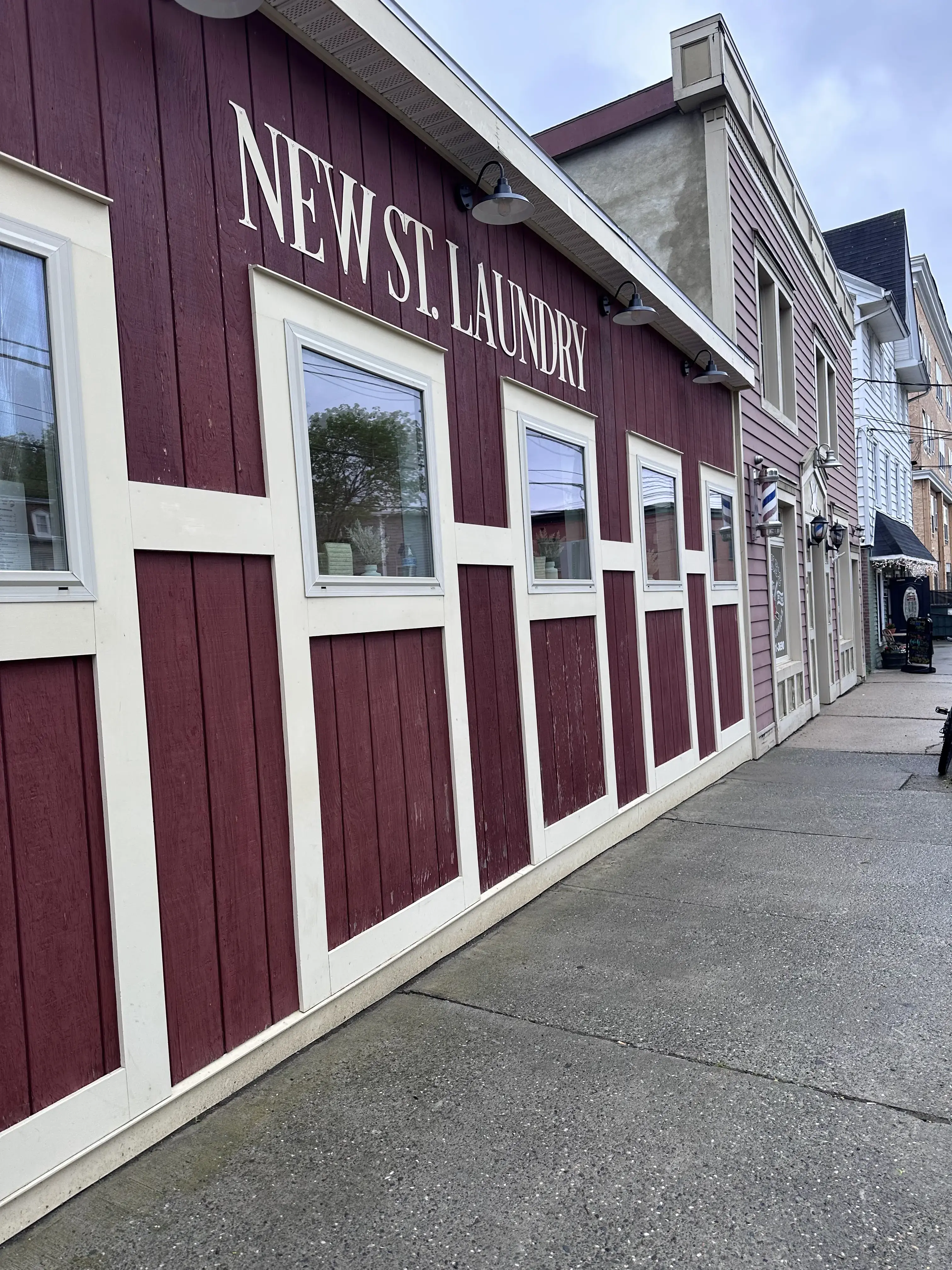 New St. Laundry thumbnail 6
