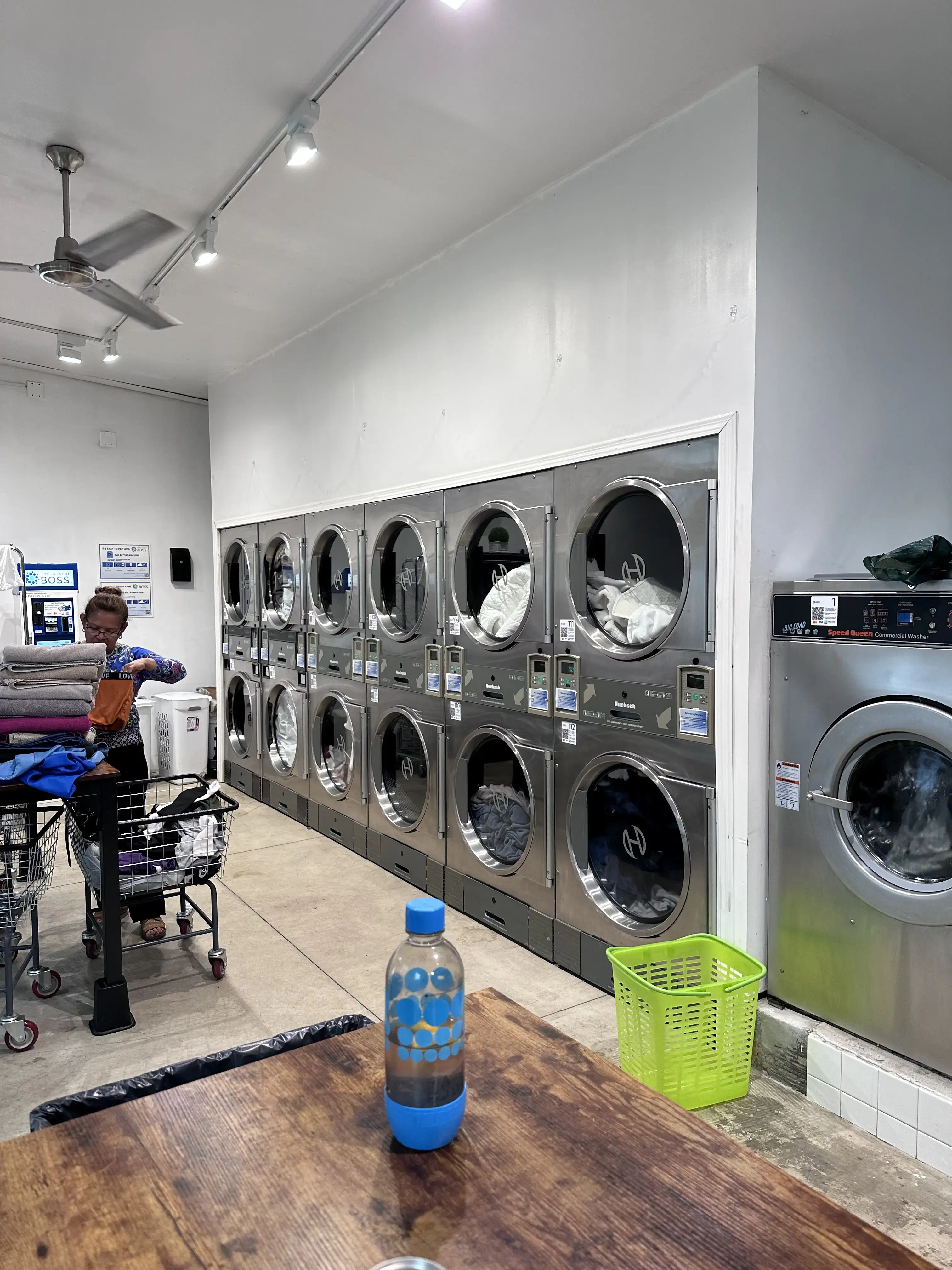 New St. Laundry - Image 13