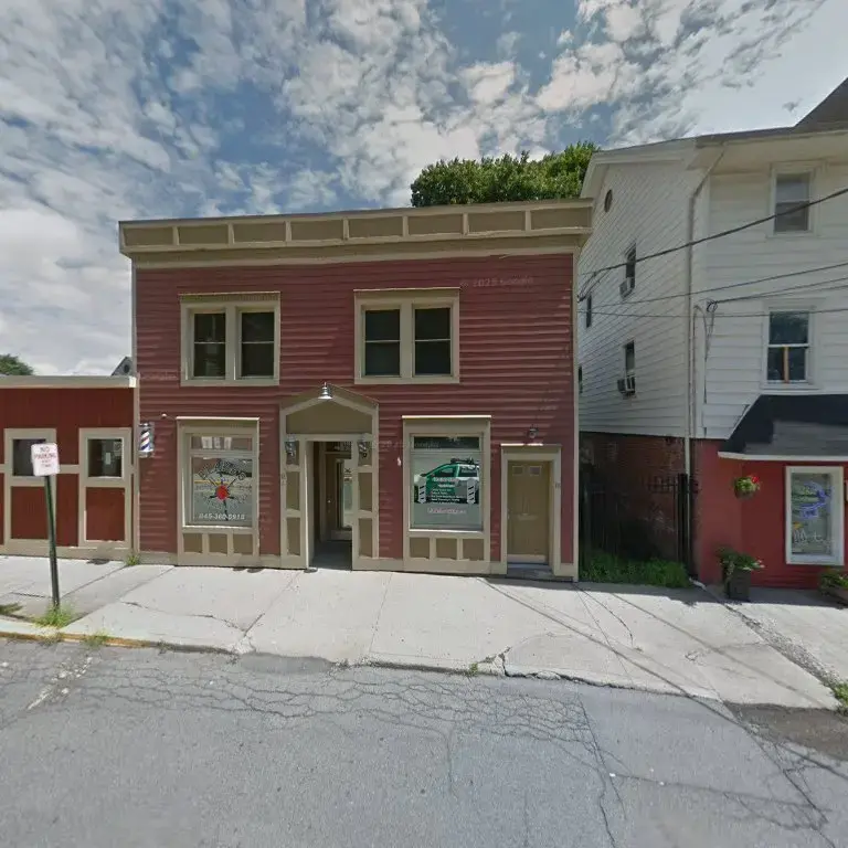 New St. Laundry thumbnail 18