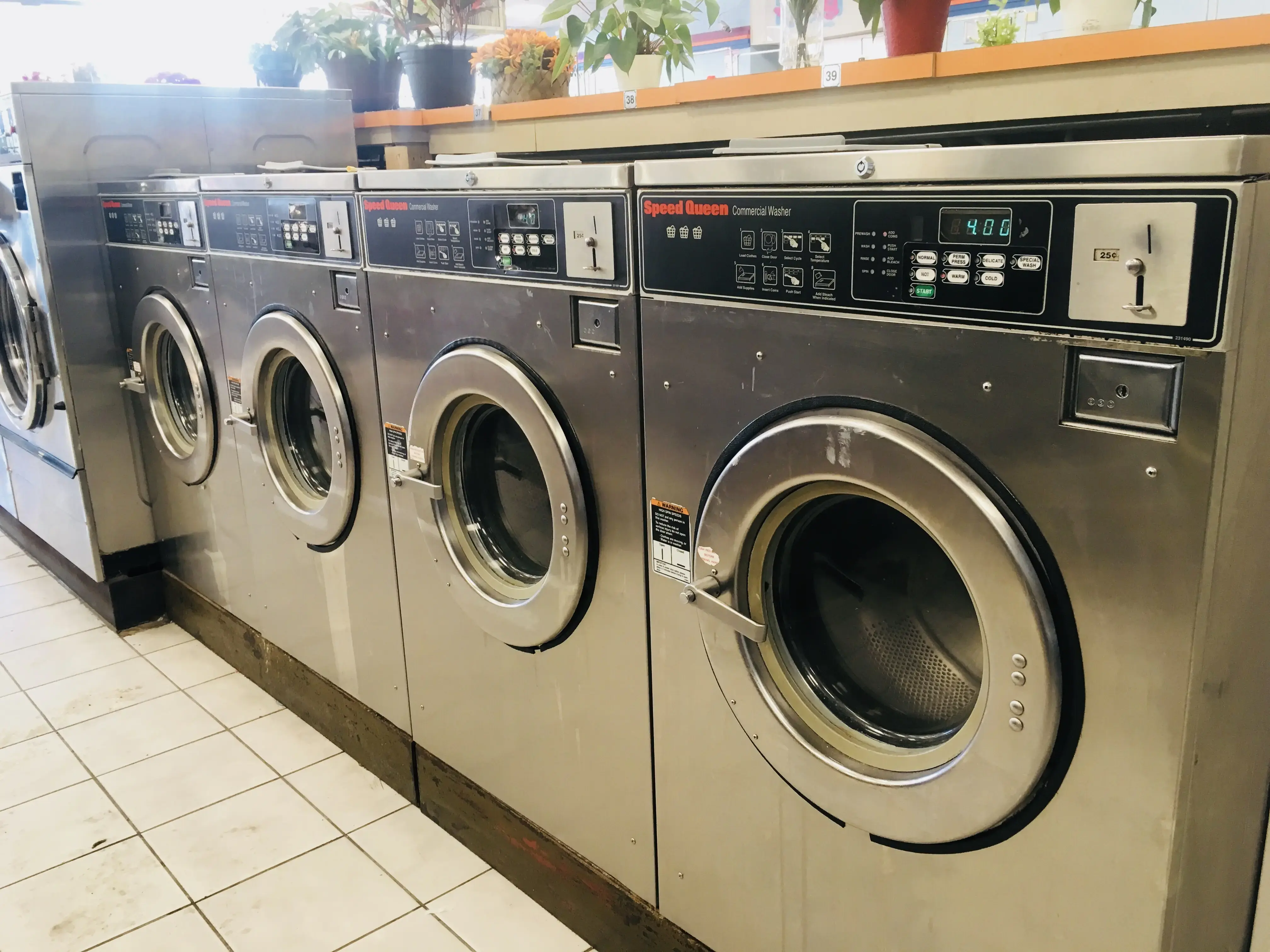 New Sudz Coin Laundromat thumbnail 2