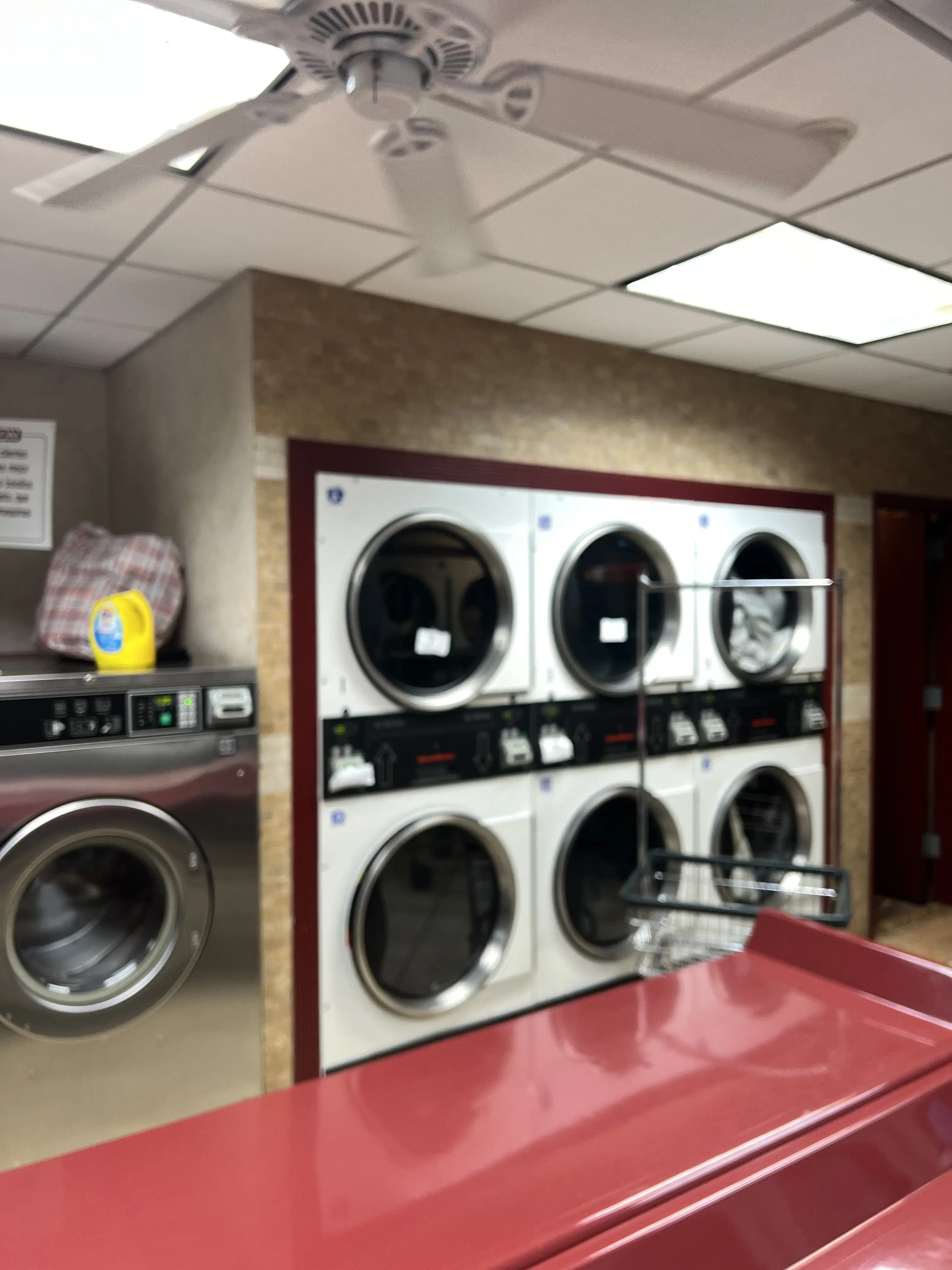 New Tumble Wash & Dry Laundromat - Image 16