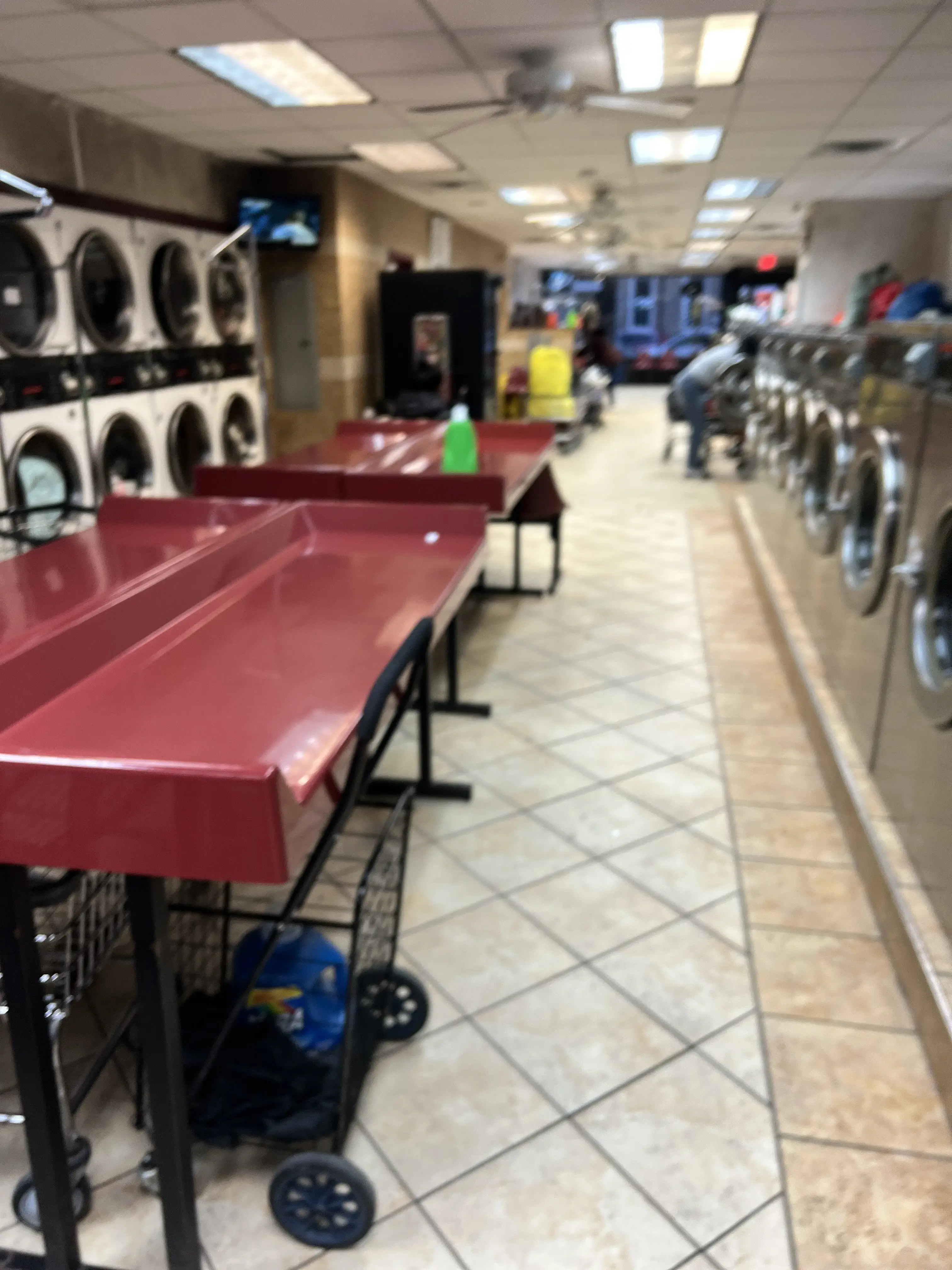 New Tumble Wash & Dry Laundromat - Image 12