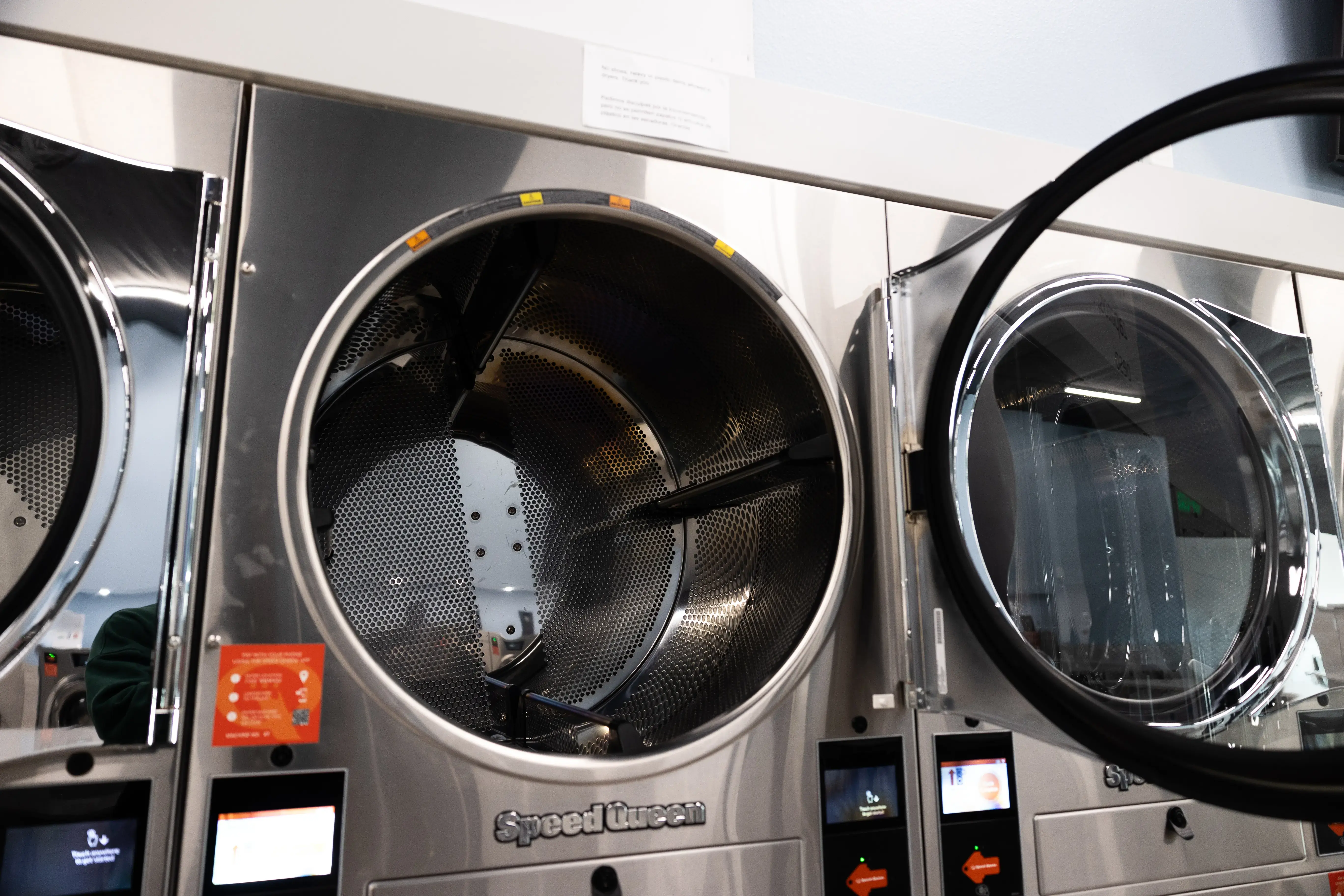 New Wave Laundromat (Salem - Lancaster) - Image 8