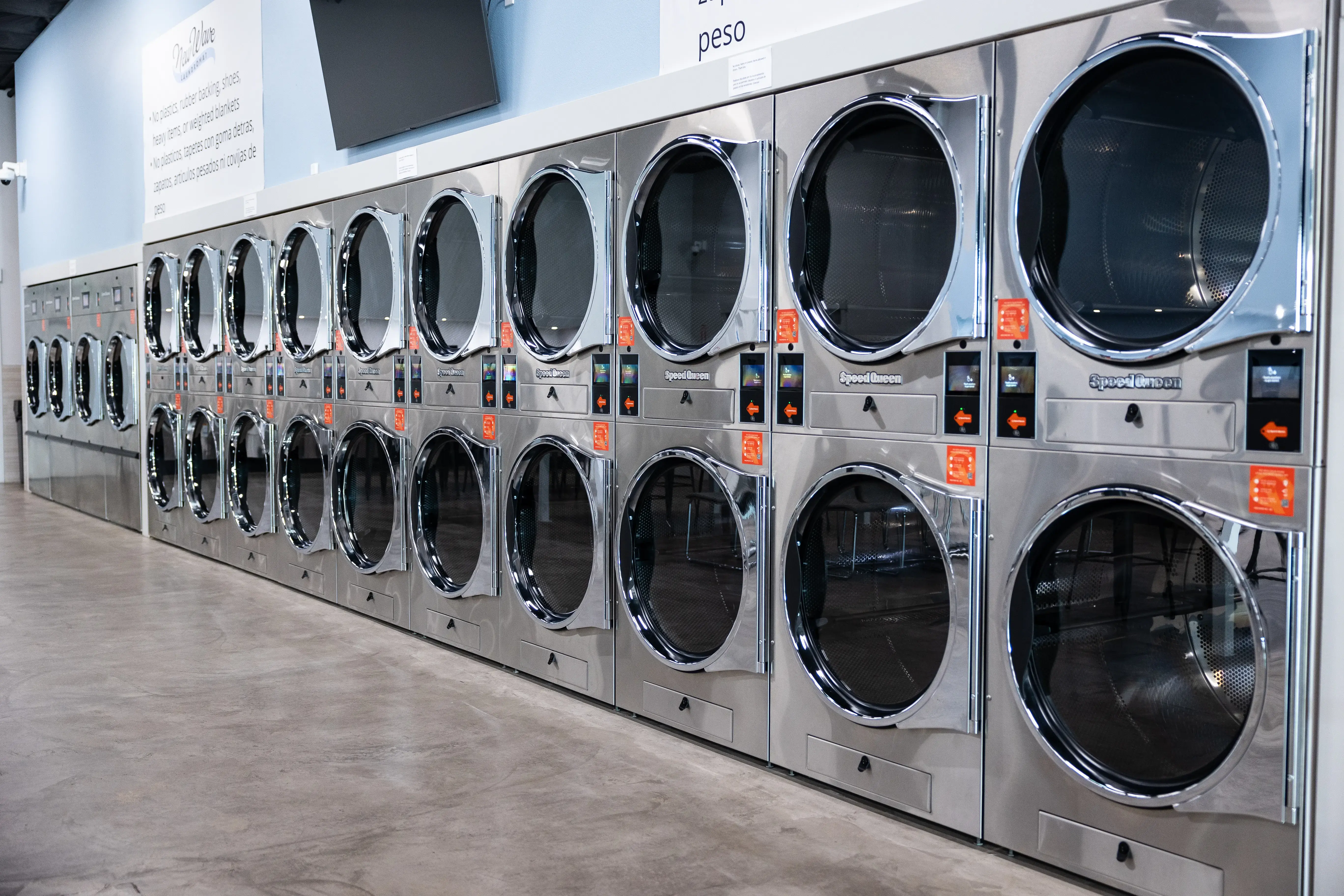 New Wave Laundromat (Salem - Lancaster) thumbnail 18