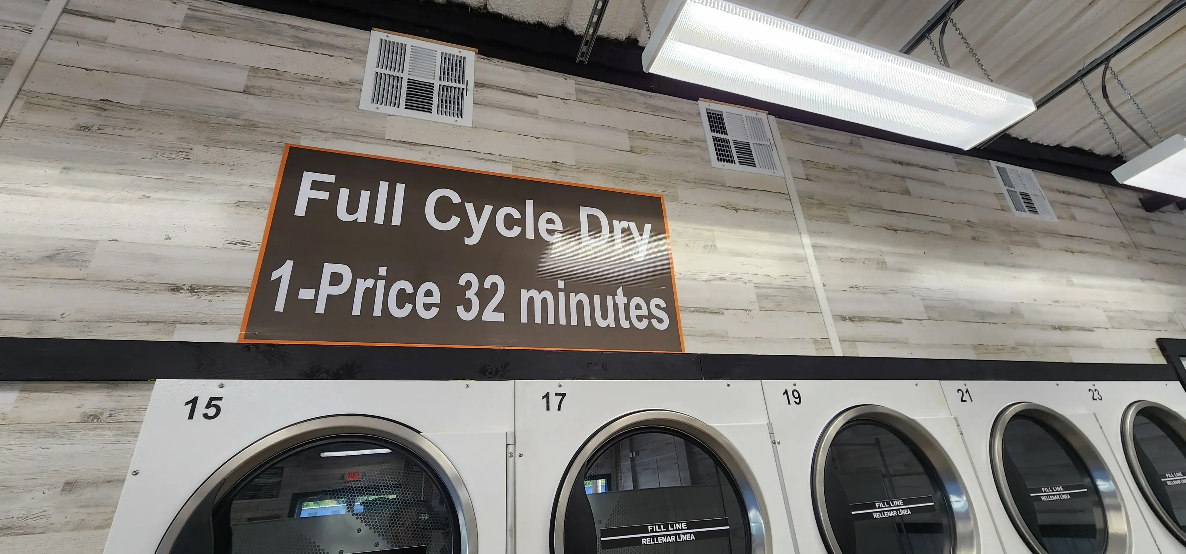 Newark Wash & Dry Laundromat Lavandería thumbnail 19